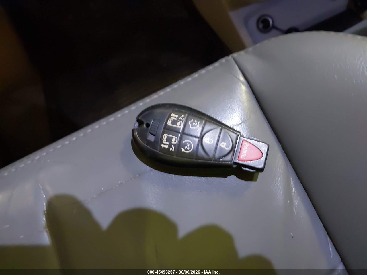 2011 VOLKSWAGEN ROUTAN SEL thumbnail 12