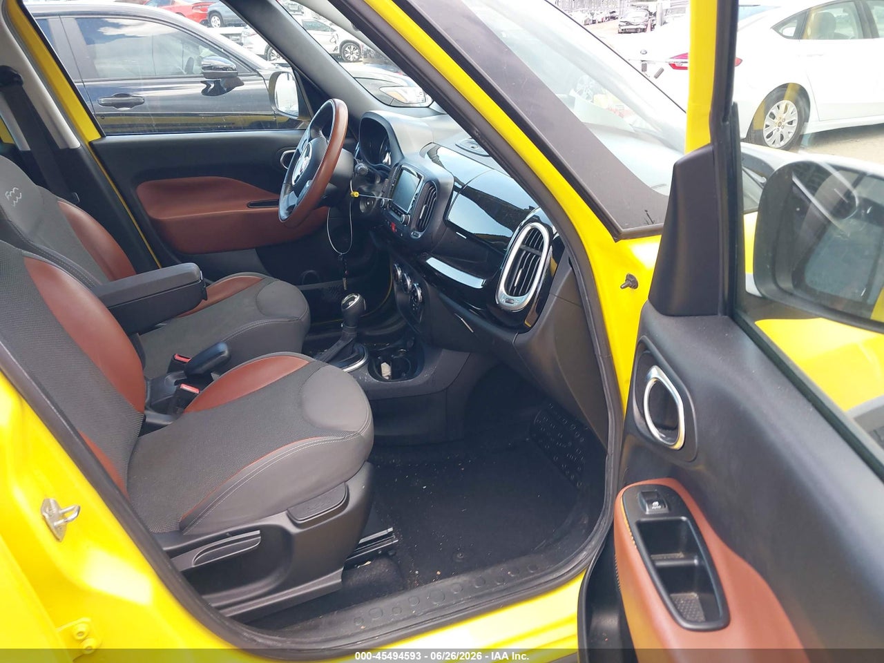 2014 FIAT 500L TREKKING · 5/12
