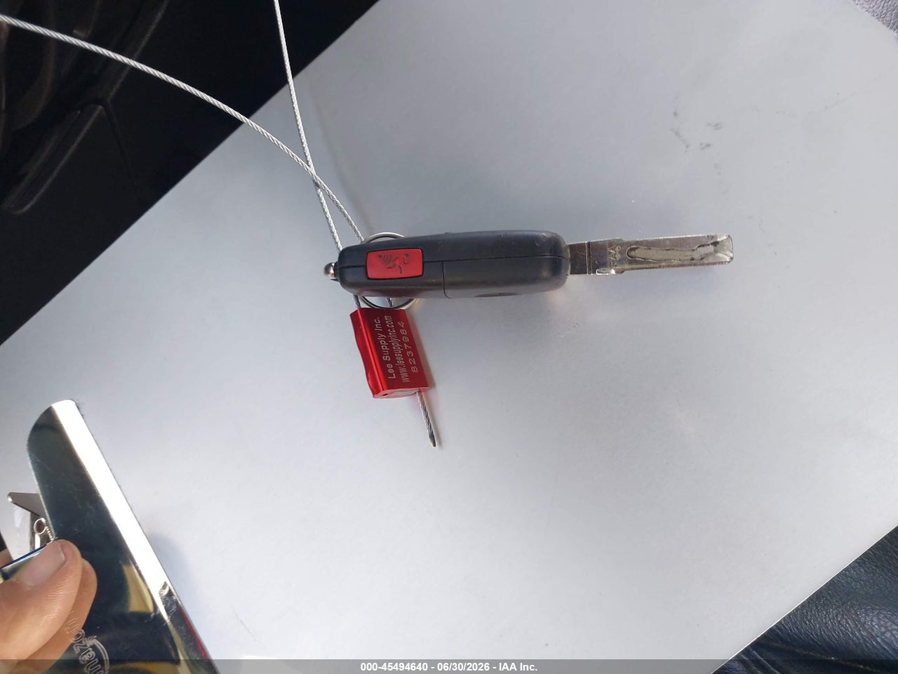 2011 VOLKSWAGEN TIGUAN S/SE/SEL thumbnail 12