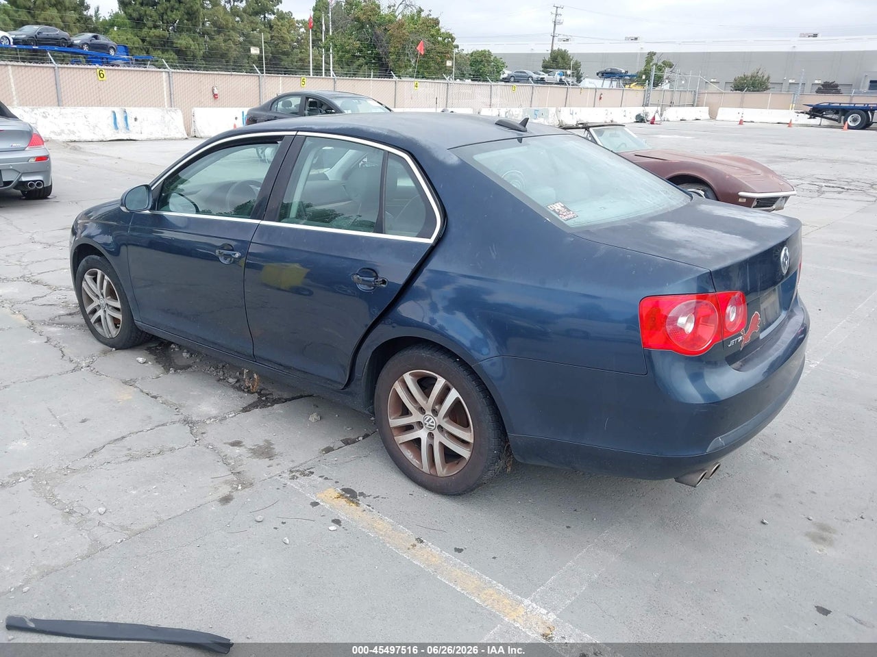 2005 VOLKSWAGEN JETTA 2.5 thumbnail 4