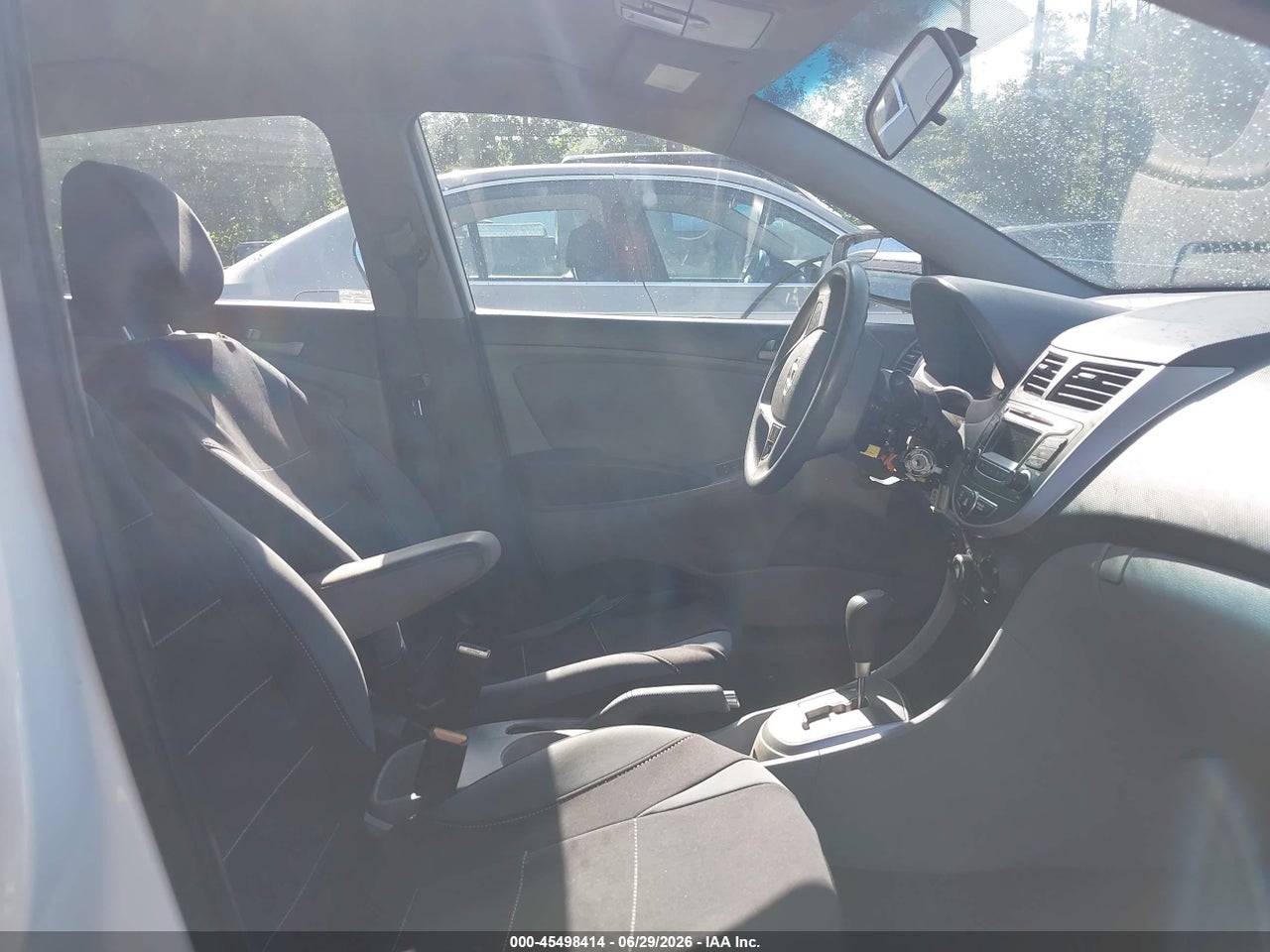 2015 HYUNDAI ACCENT GS thumbnail 6