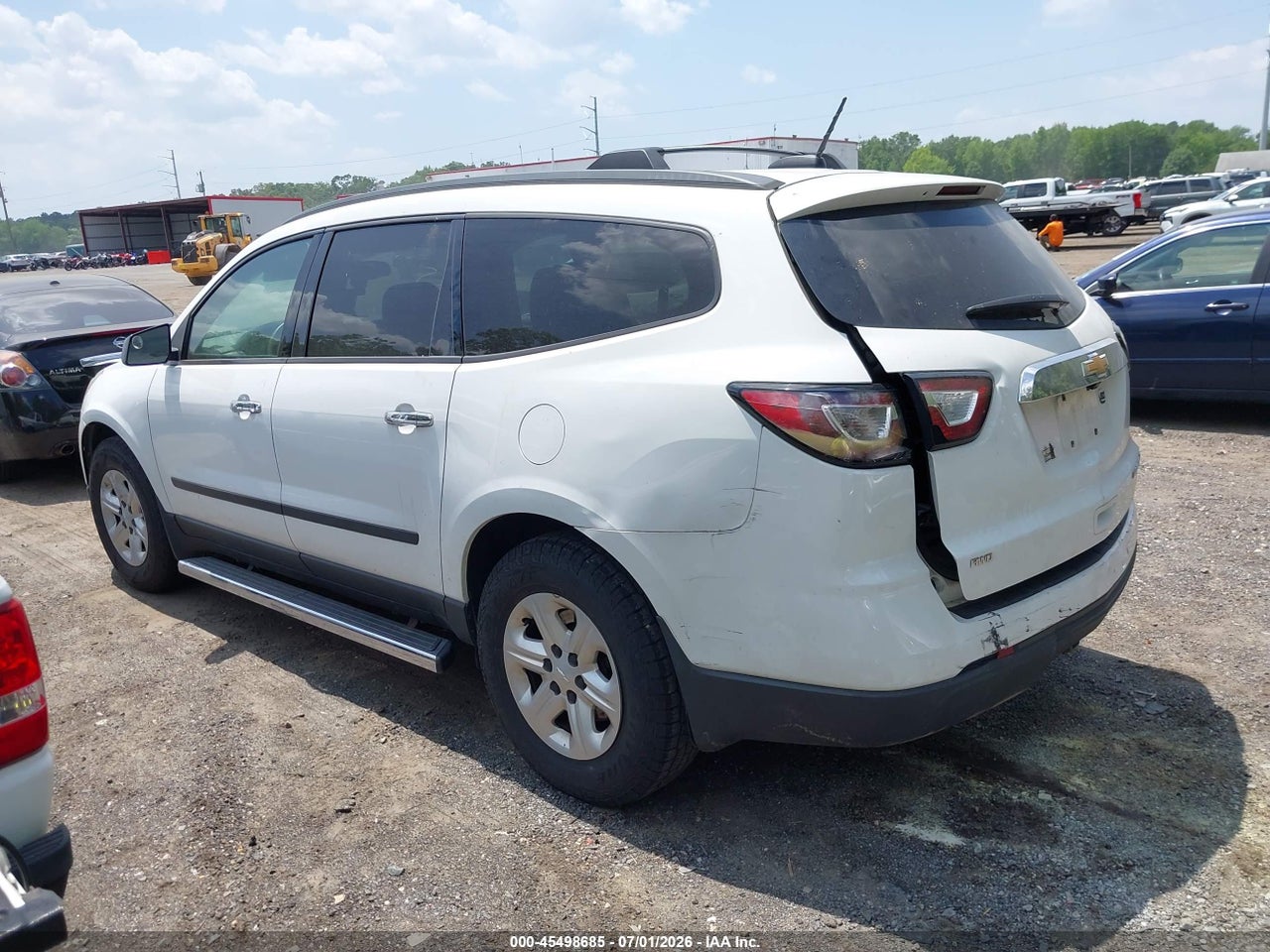 2016 CHEVROLET TRAVERSE LS thumbnail 4