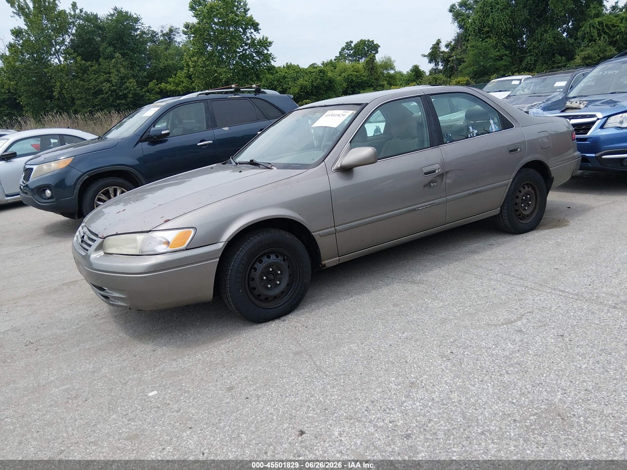 1998 TOYOTA CAMRY LE thumbnail 3