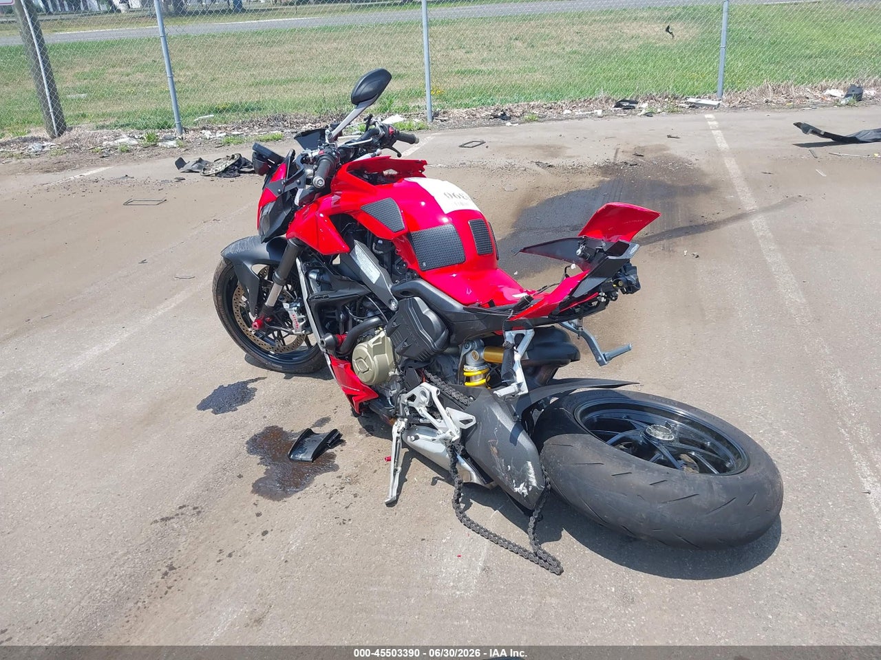 2021 DUCATI STREETFIGHTER V4/V4S thumbnail 4
