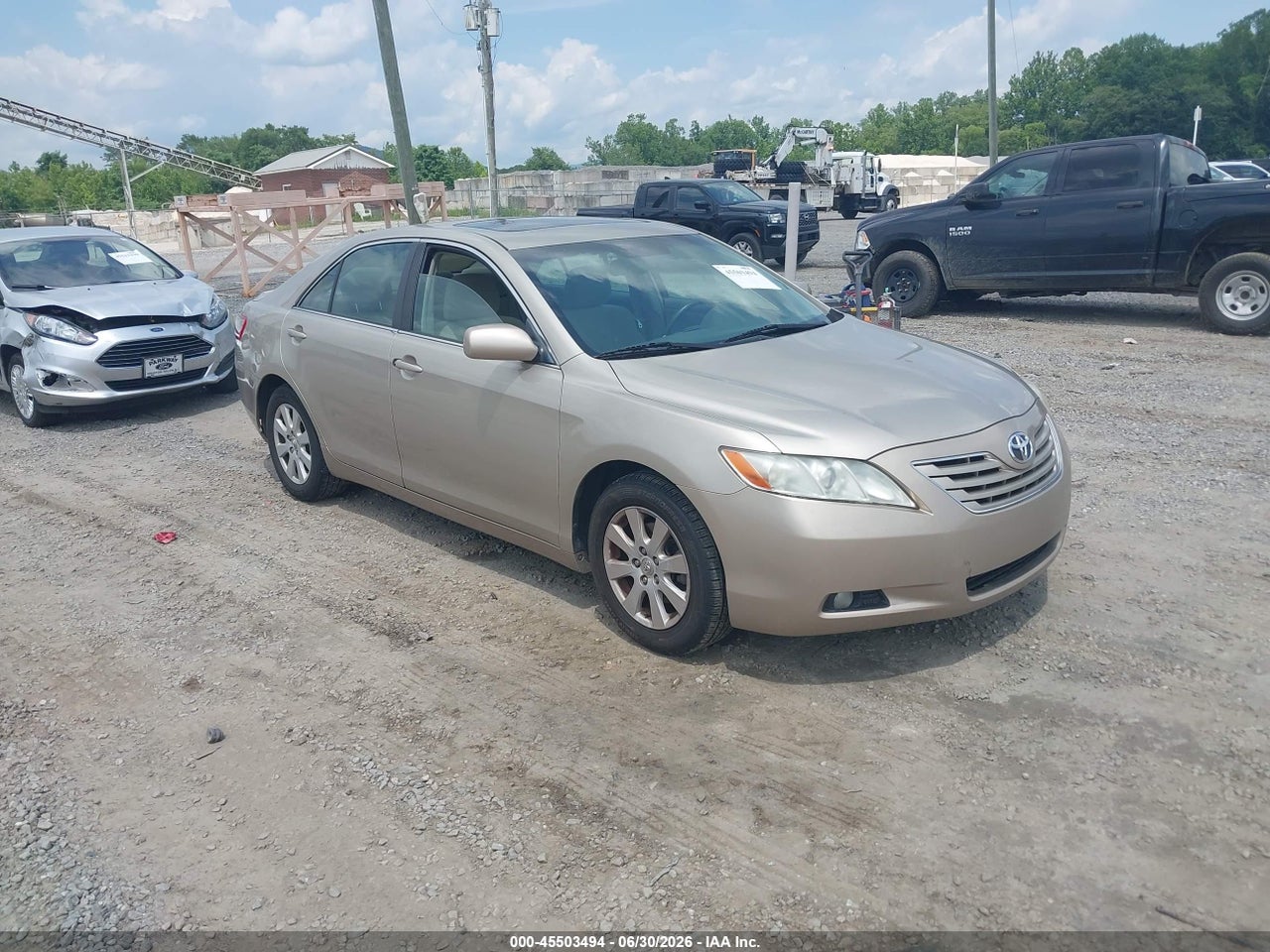 2008 TOYOTA CAMRY XLE thumbnail 2
