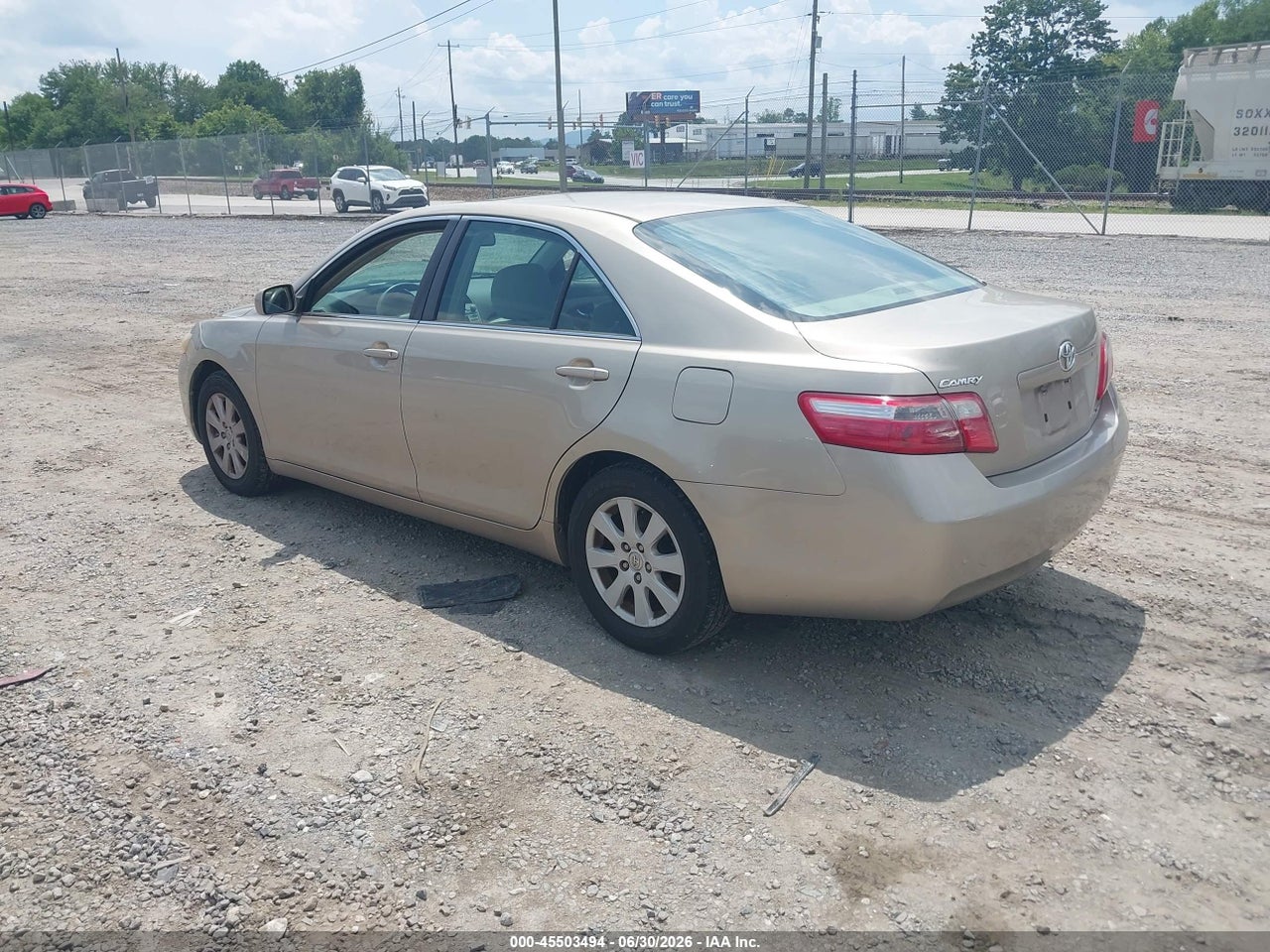2008 TOYOTA CAMRY XLE thumbnail 4
