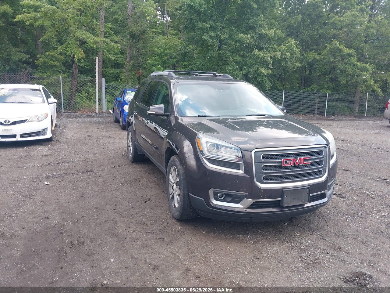 2015 GMC ACADIA SLT thumbnail 2