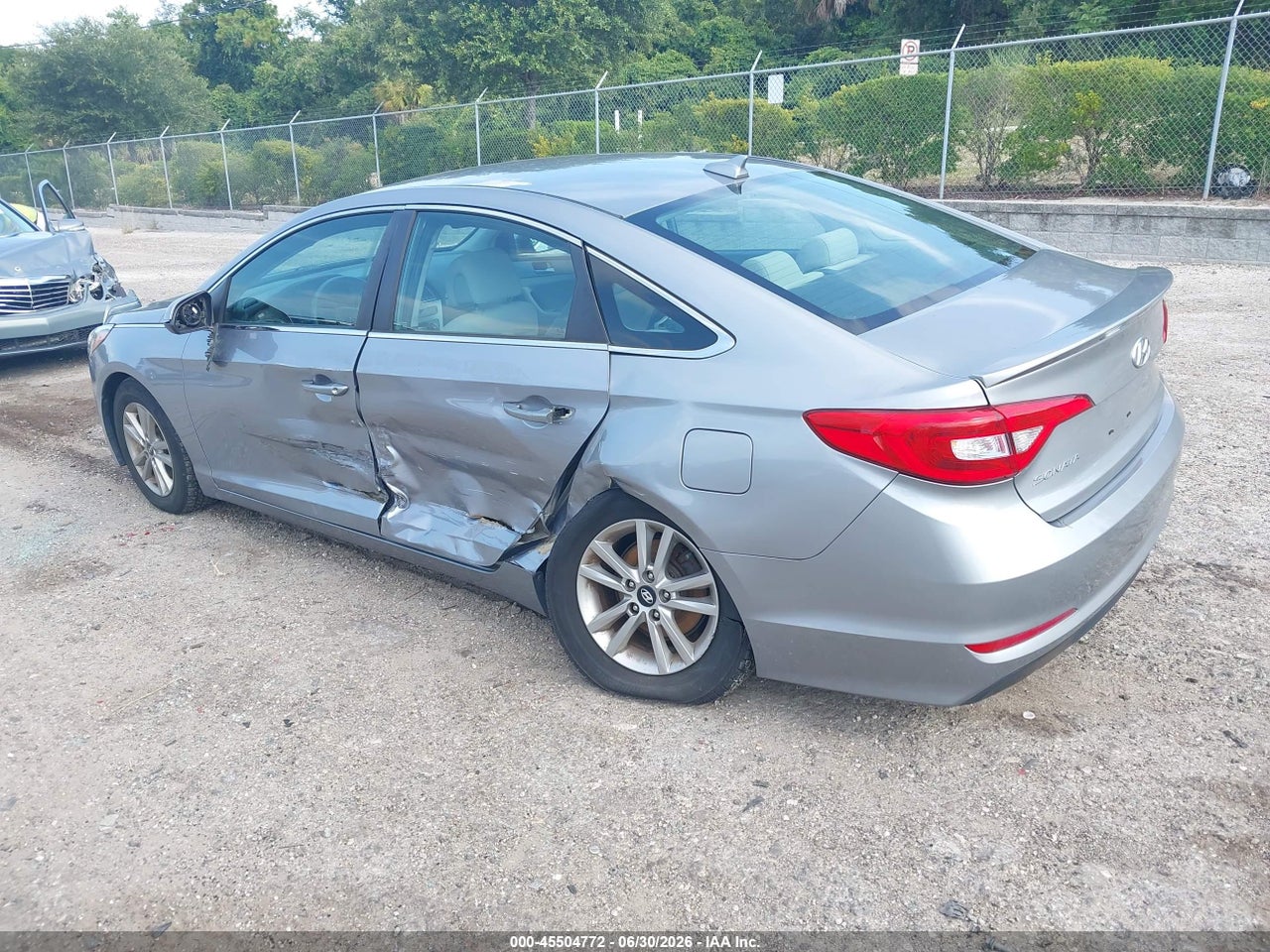 2017 HYUNDAI SONATA   thumbnail 4