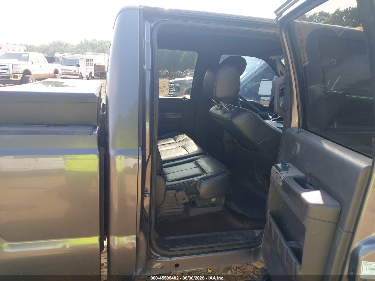 2016 FORD F-250 LARIAT thumbnail 9