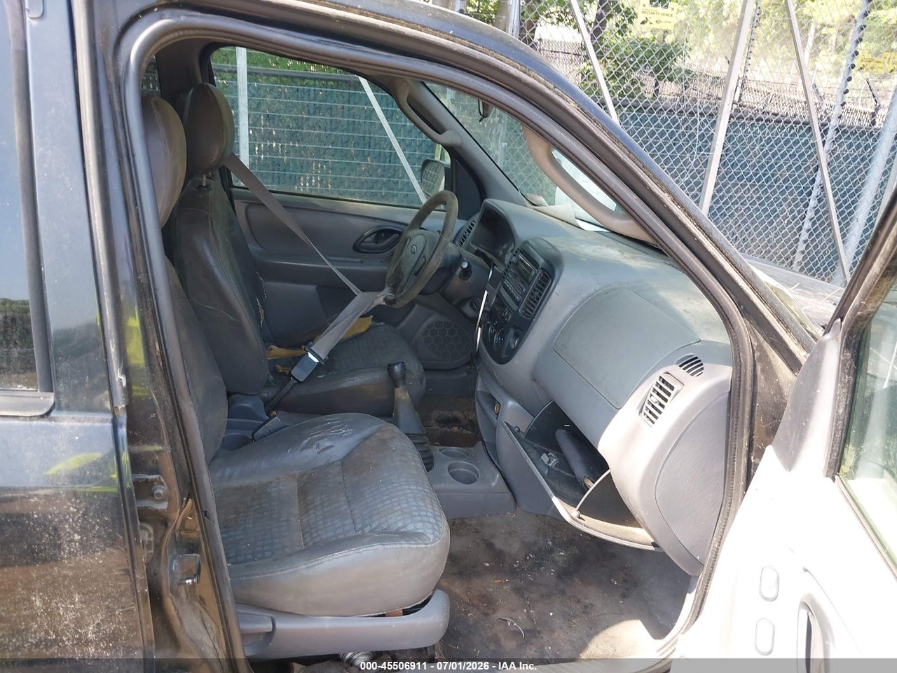 2002 FORD ESCAPE XLS thumbnail 6
