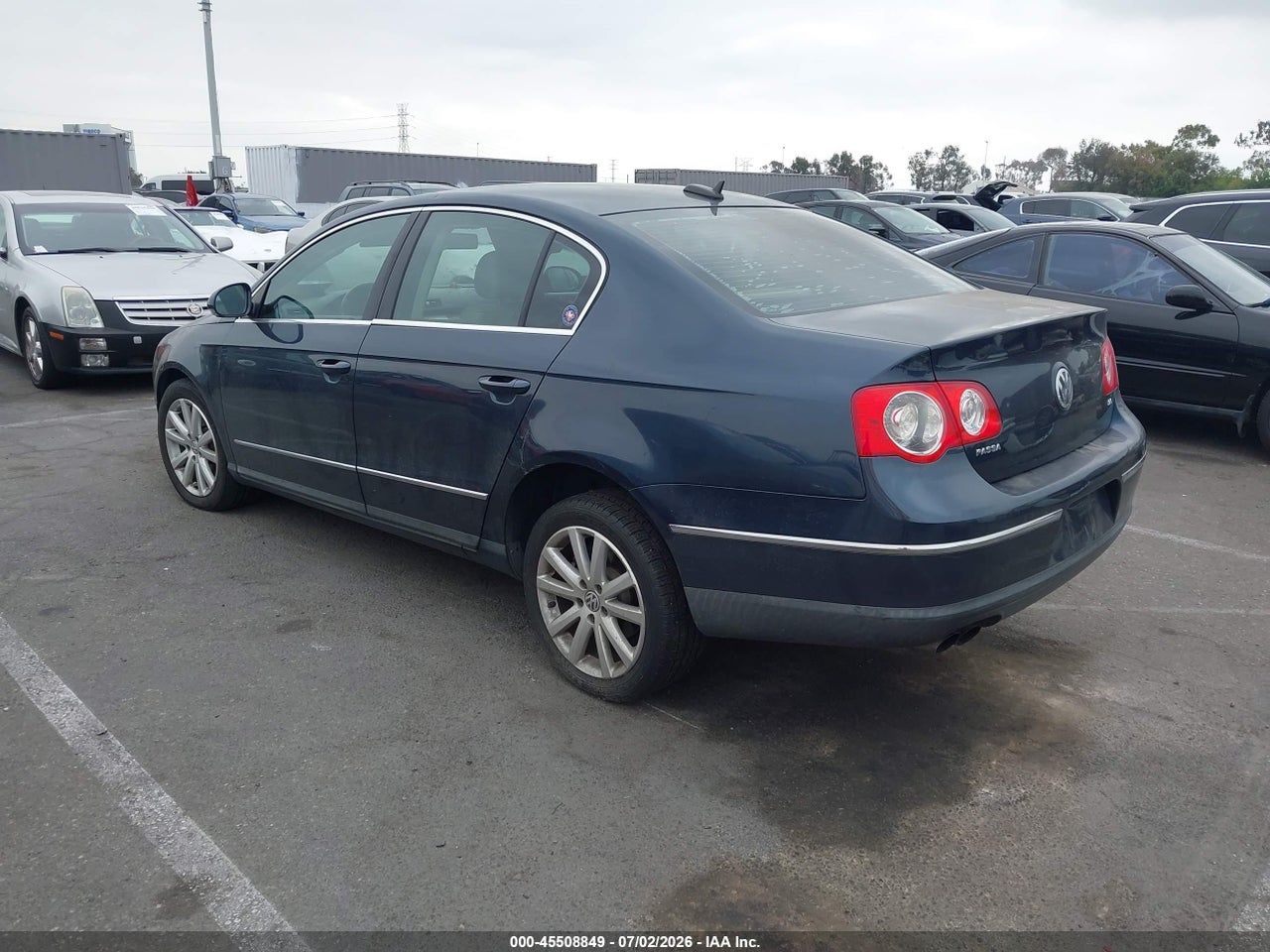 2006 VOLKSWAGEN PASSAT 2.0T thumbnail 4