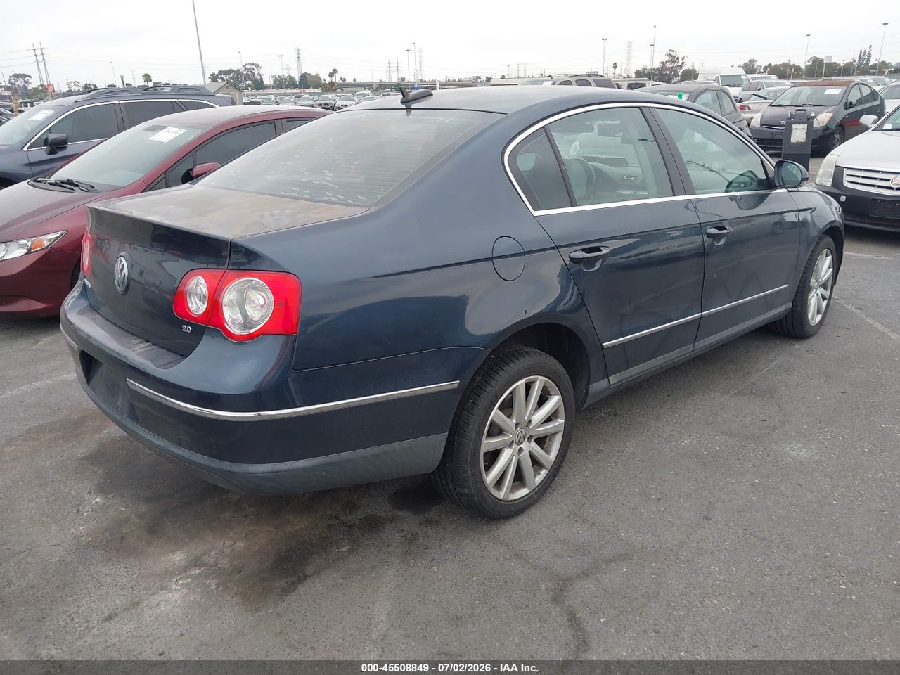 2006 VOLKSWAGEN PASSAT 2.0T thumbnail 5