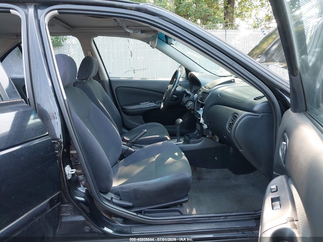 2005 NISSAN SENTRA SE-R thumbnail 6