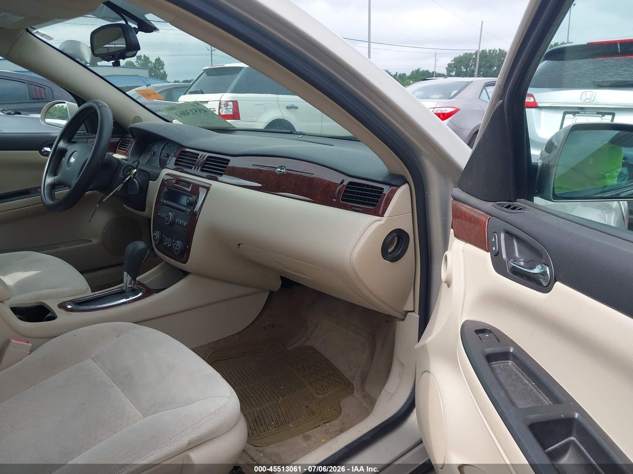 2009 CHEVROLET IMPALA LS thumbnail 6