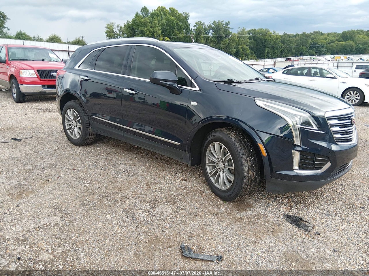 2017 CADILLAC XT5 LUXURY thumbnail 2