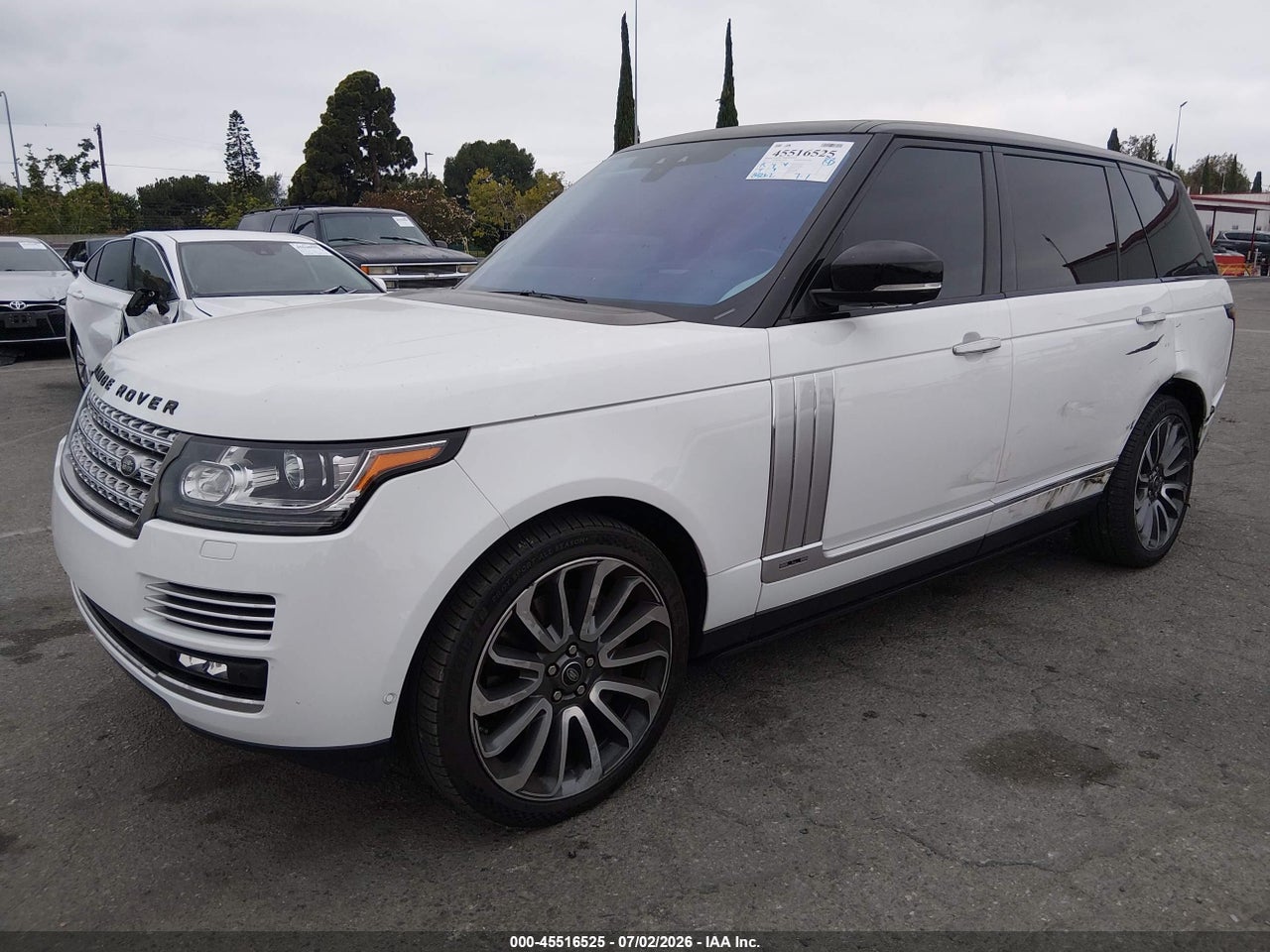 2017 LAND ROVER RANGE ROVER 5.0L V8 SUPERCHARGED AUTOBIOGRAPHY thumbnail 3