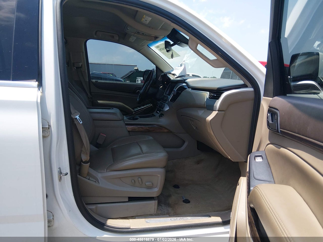2015 GMC YUKON XL 1500 SLT · 5/12