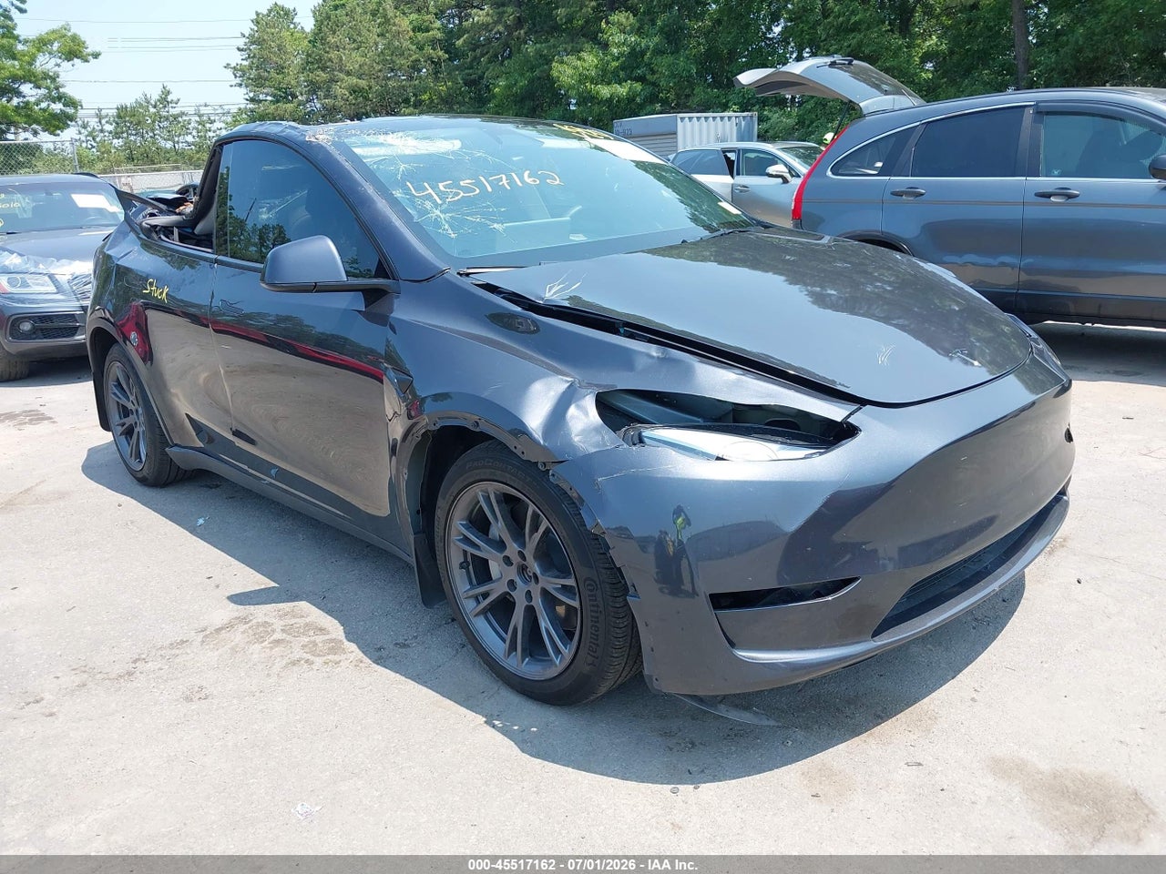 7SAYGDEE5SF****** · 2025 TESLA MODEL Y LONG RANGE DUAL MOTOR ALL-WHEEL DRIVE