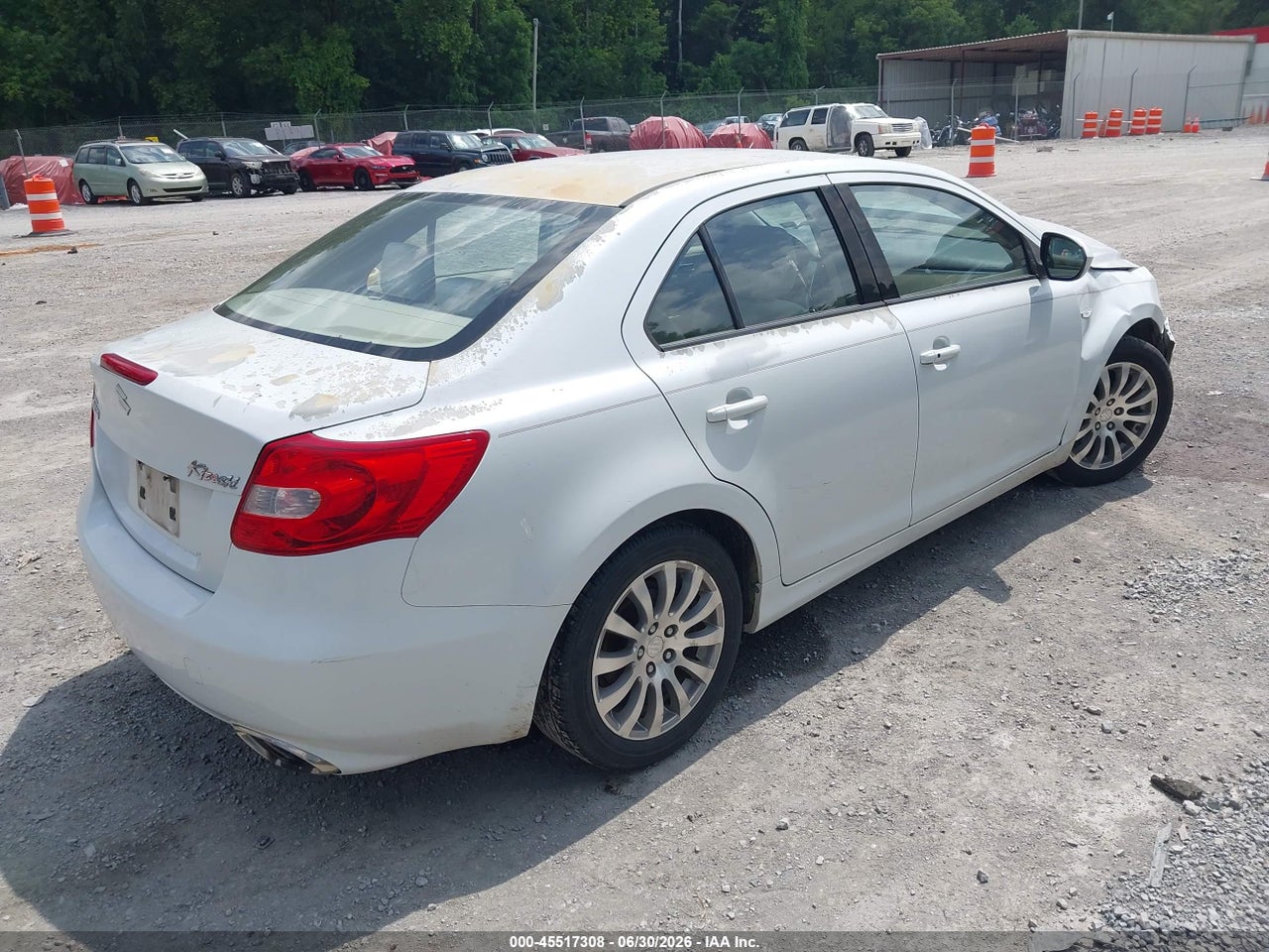 2010 SUZUKI KIZASHI SE thumbnail 5