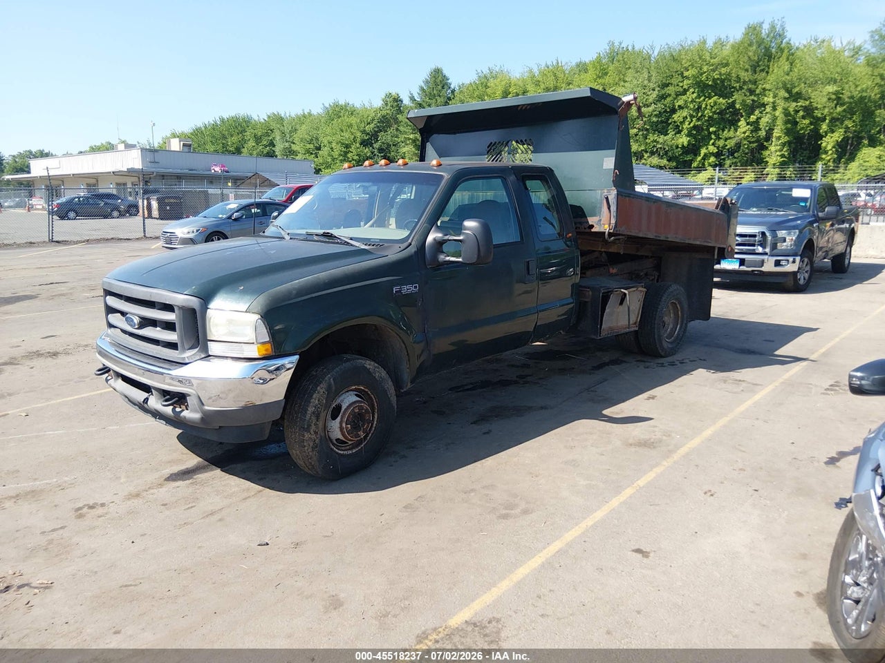 2002 FORD F-350 LARIAT/XL/XLT thumbnail 3