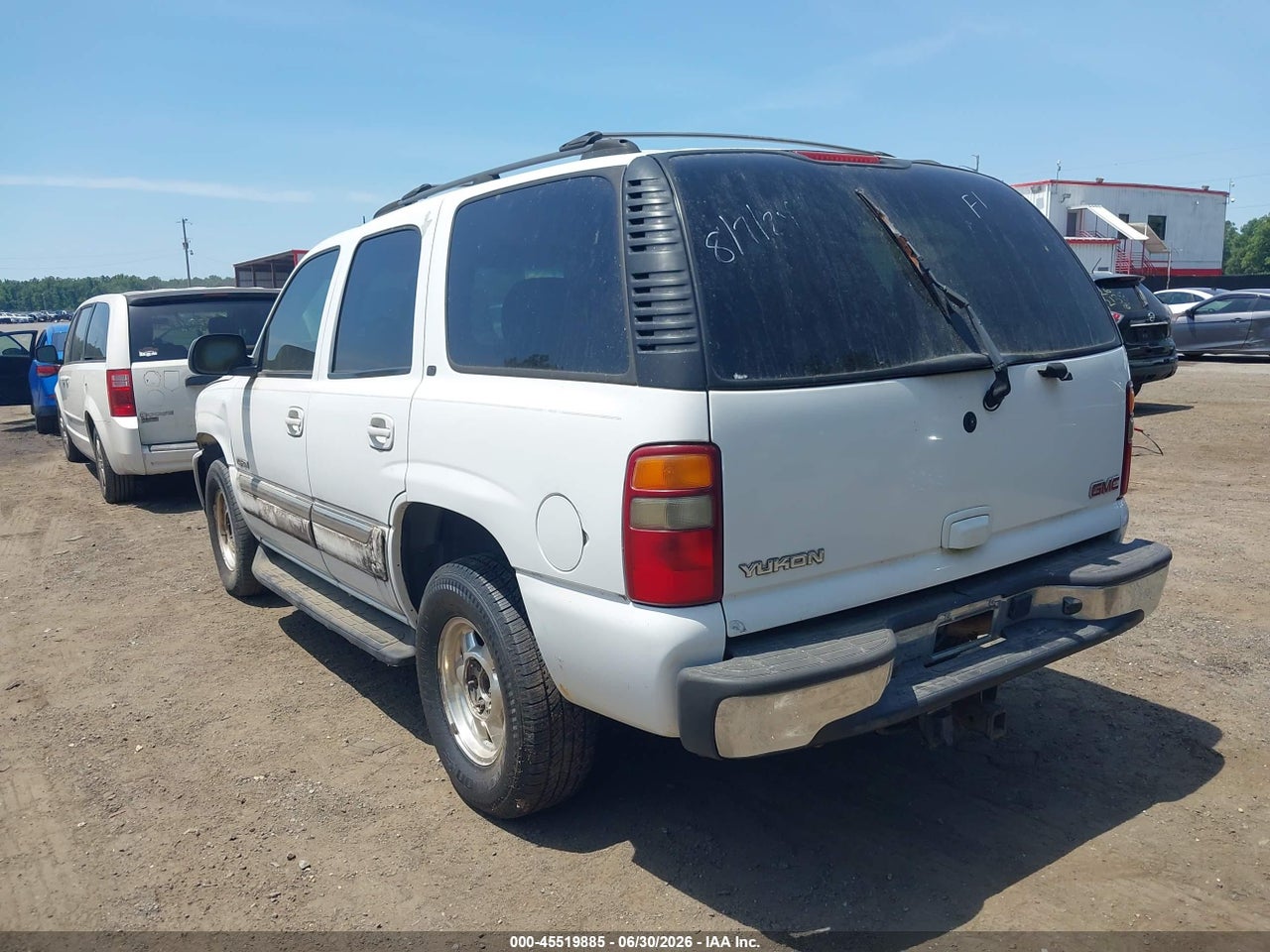 2003 GMC YUKON SLT thumbnail 4
