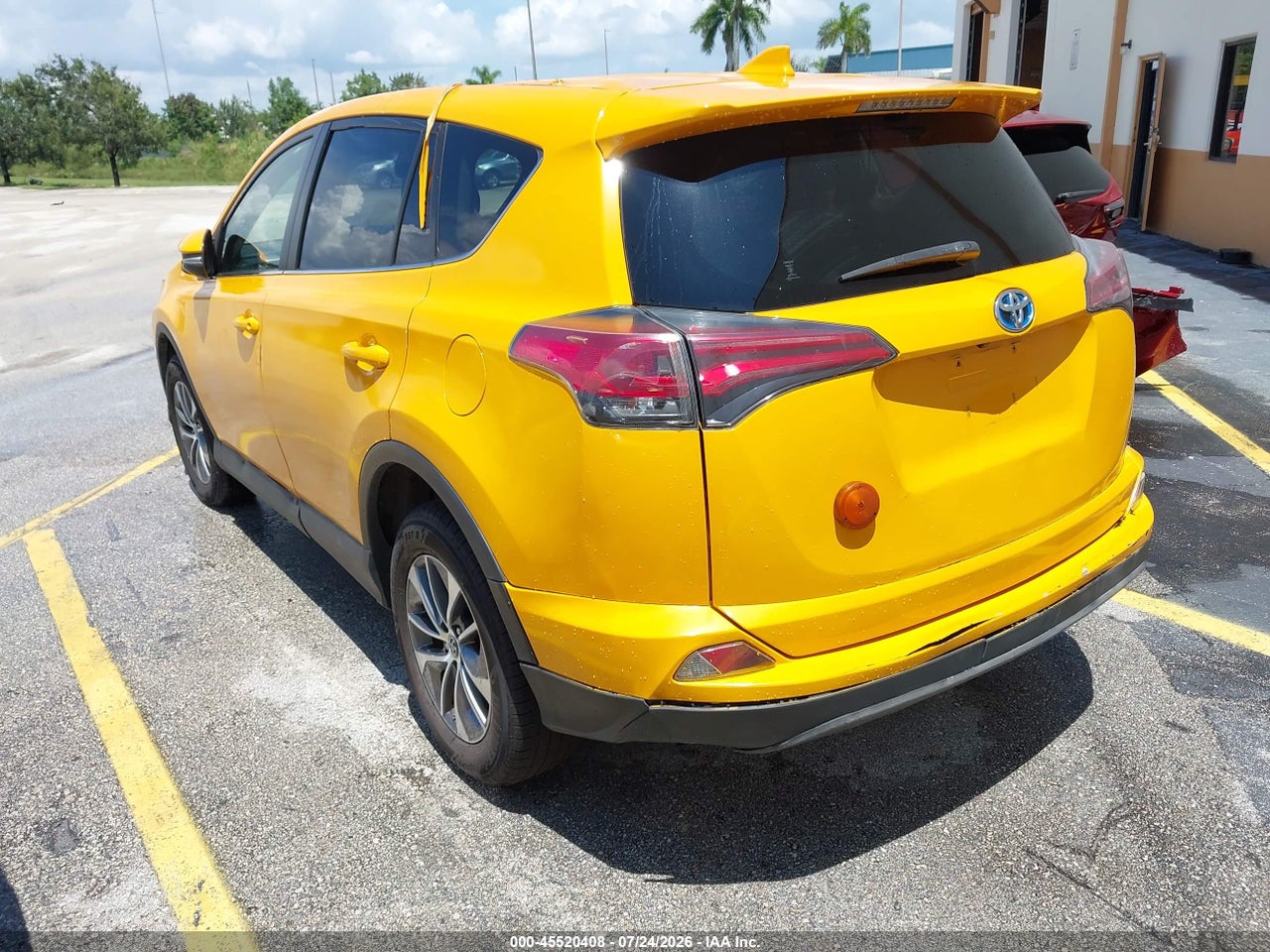 2018 TOYOTA RAV4 HYBRID LE thumbnail 4