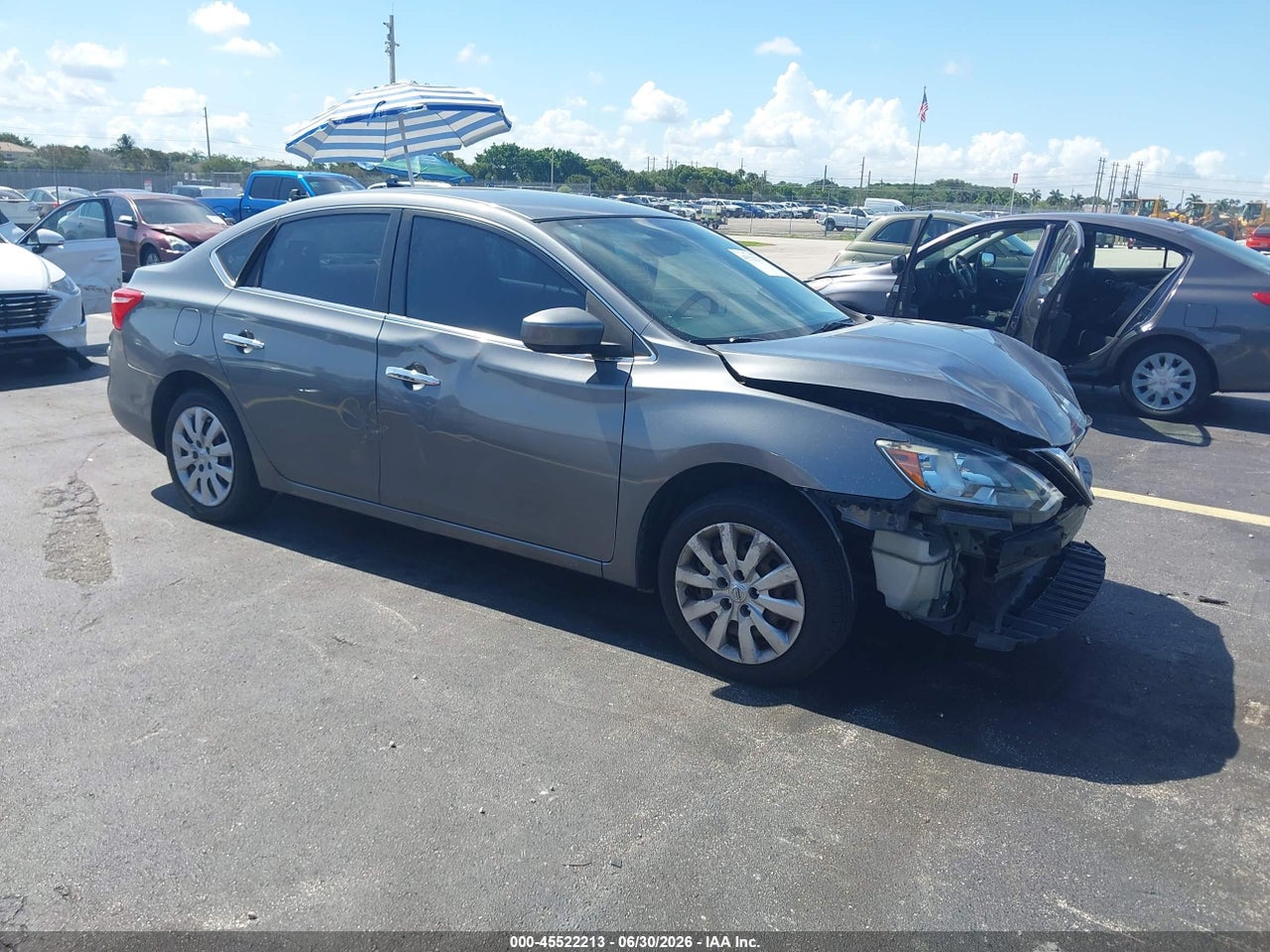 2016 NISSAN SENTRA S thumbnail 2