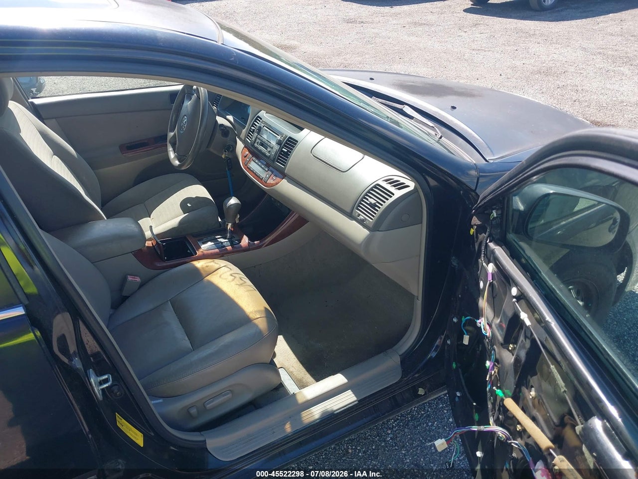 2003 TOYOTA CAMRY XLE thumbnail 6