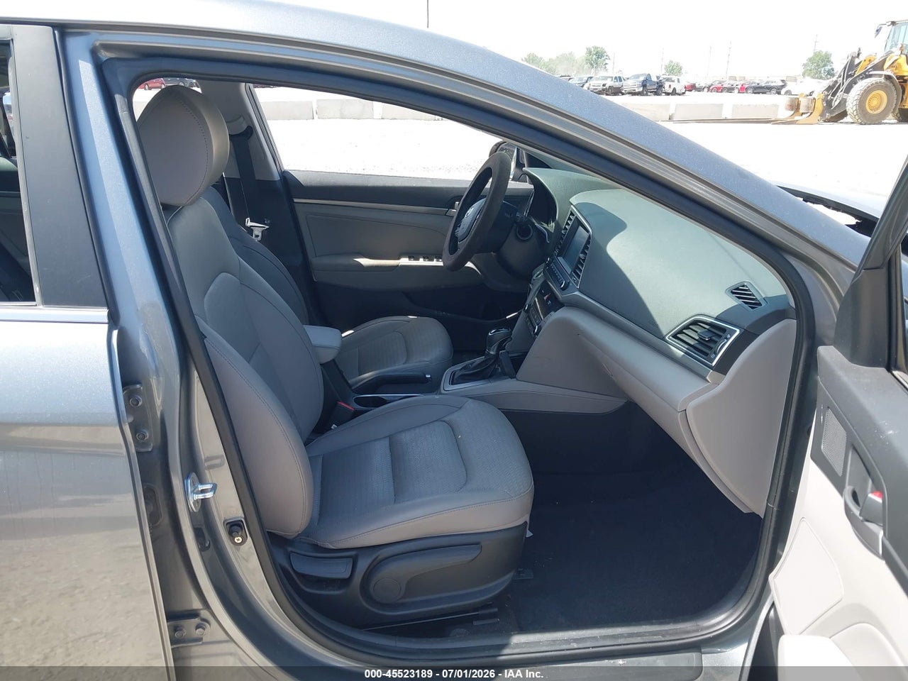 2017 HYUNDAI ELANTRA LIMITED thumbnail 6