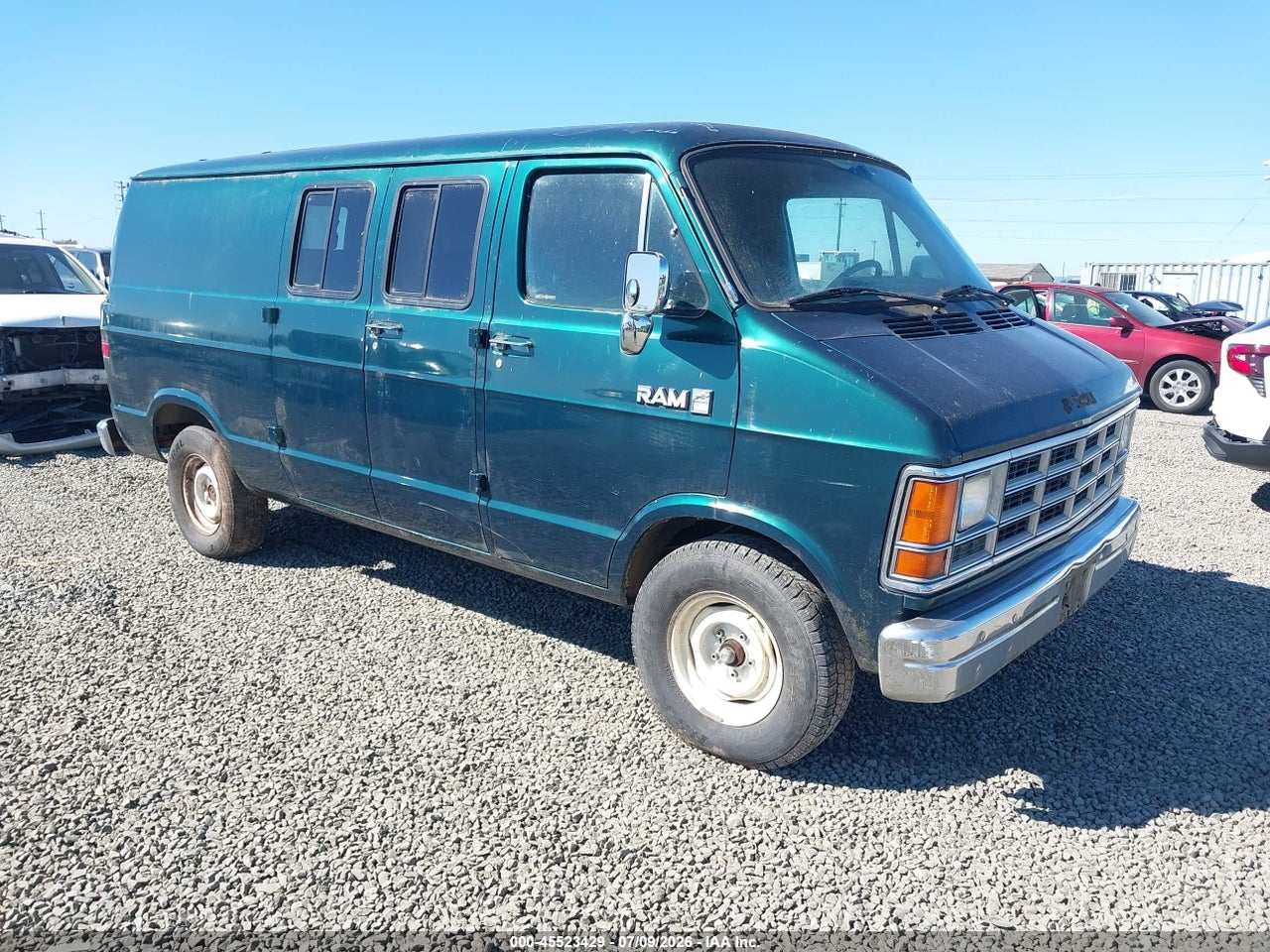 1986 DODGE RAM VAN B250 thumbnail 2