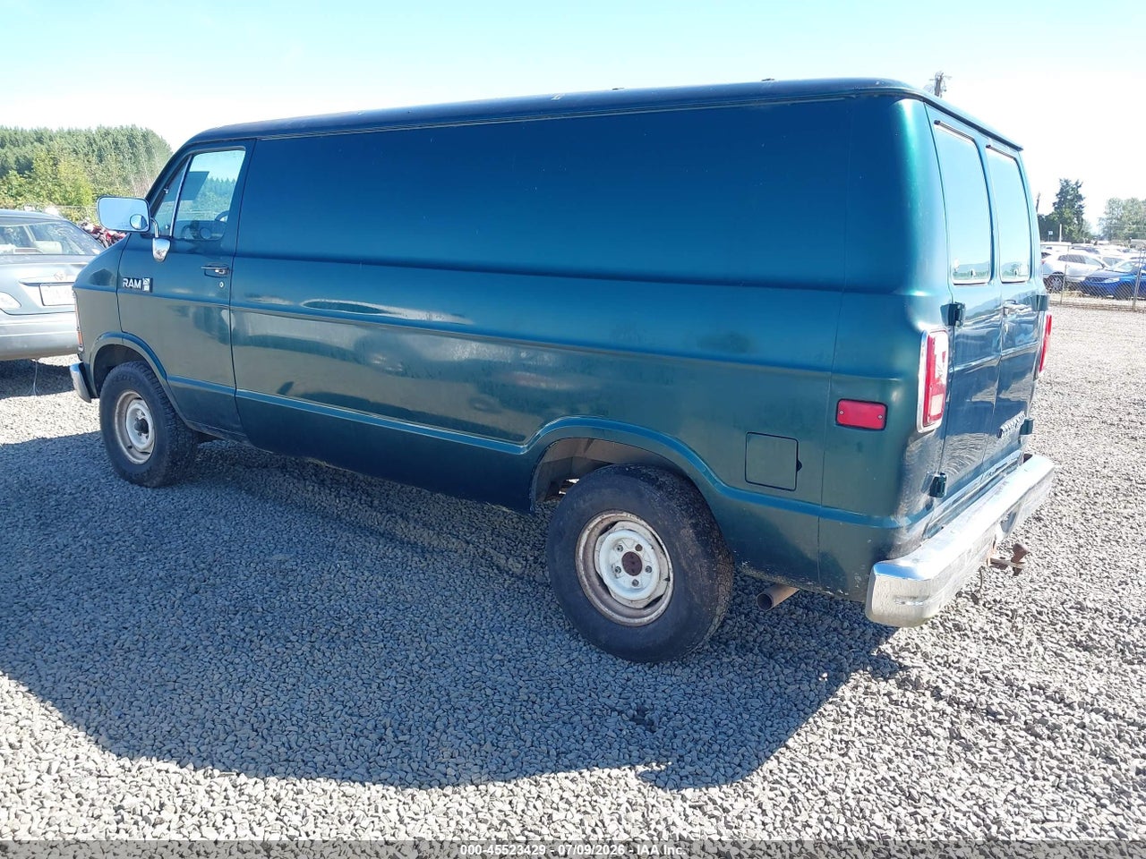 1986 DODGE RAM VAN B250 thumbnail 4