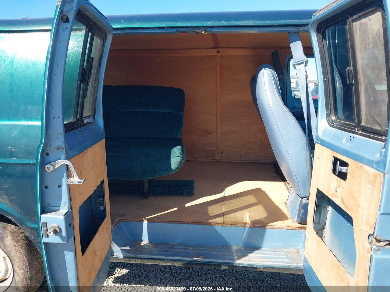 1986 DODGE RAM VAN B250 thumbnail 9