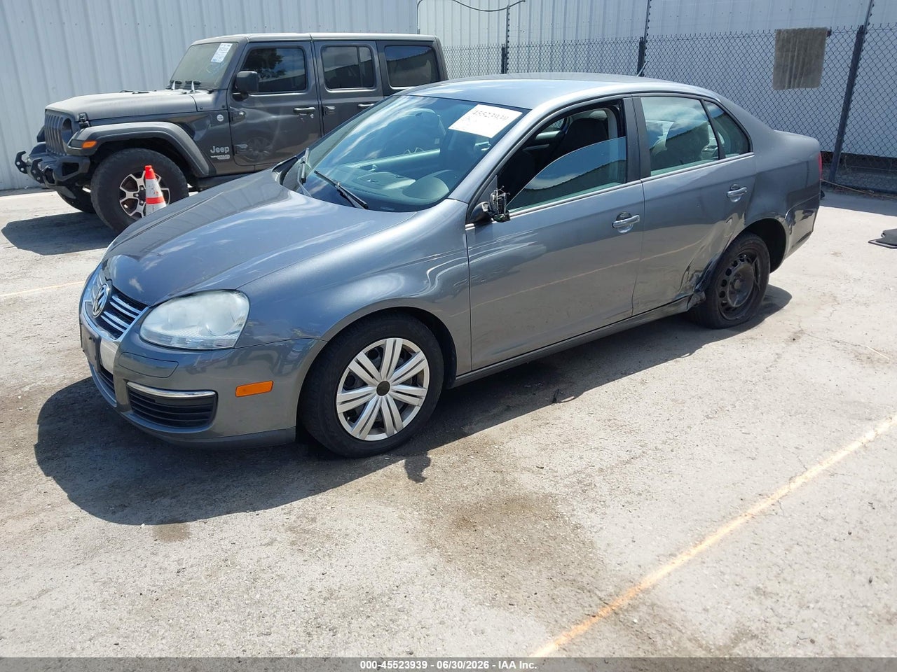 2008 VOLKSWAGEN JETTA S thumbnail 3