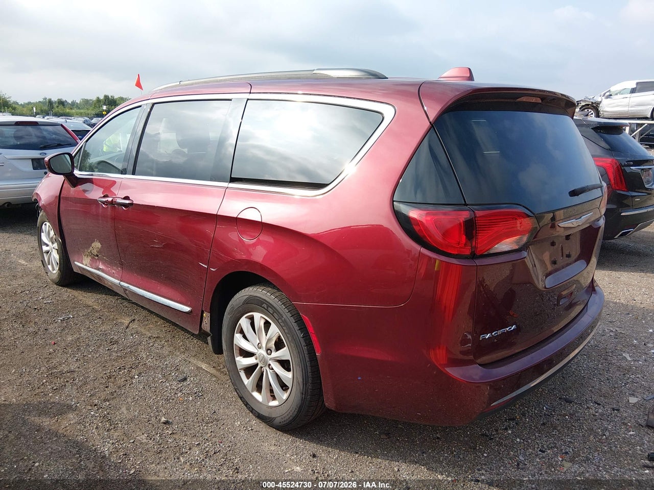 2017 CHRYSLER PACIFICA TOURING-L thumbnail 4