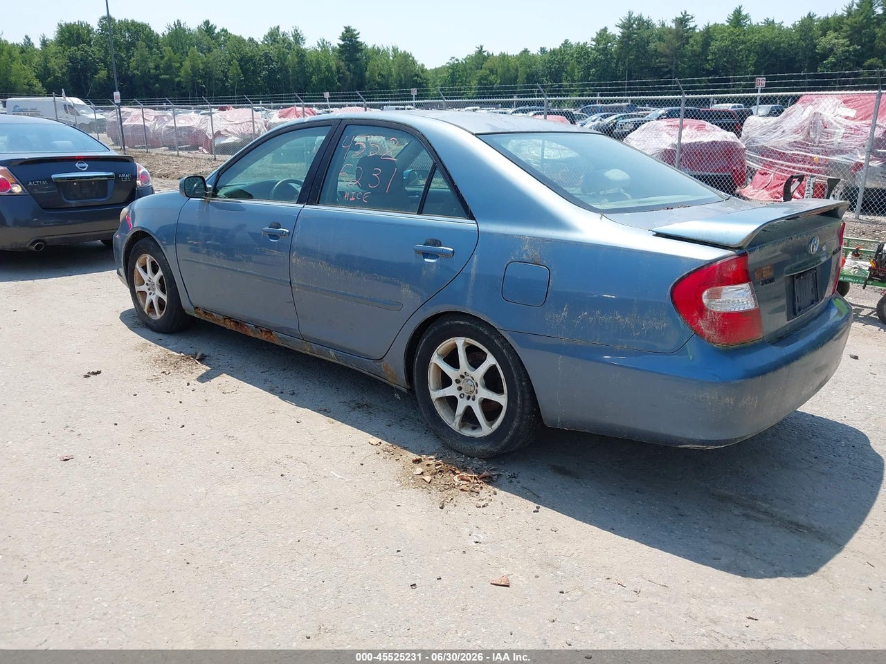 2002 TOYOTA CAMRY SE thumbnail 4