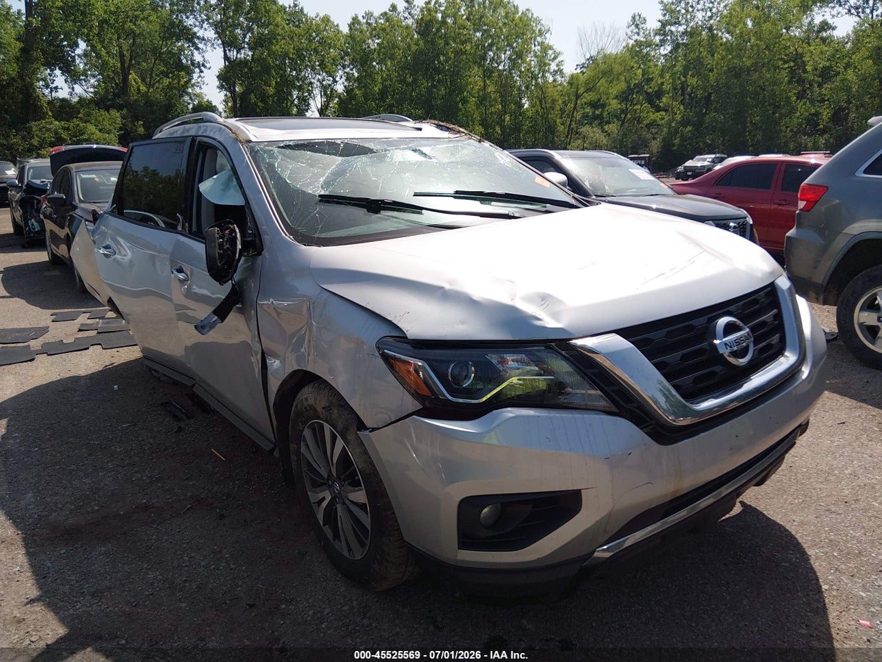 2017 NISSAN PATHFINDER SL thumbnail 2