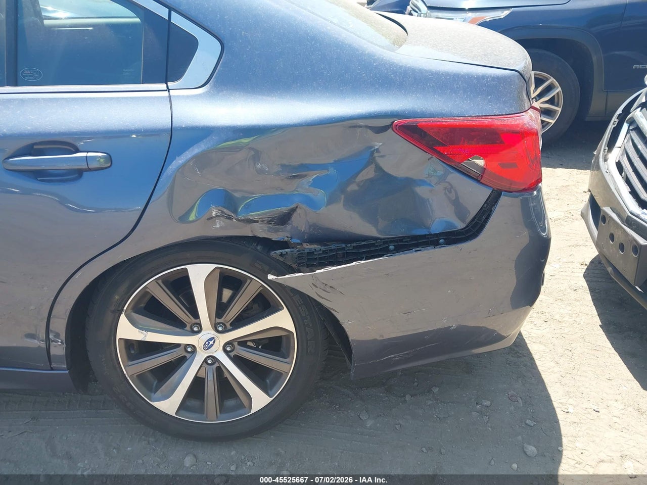2017 SUBARU LEGACY 2.5I LIMITED thumbnail 7