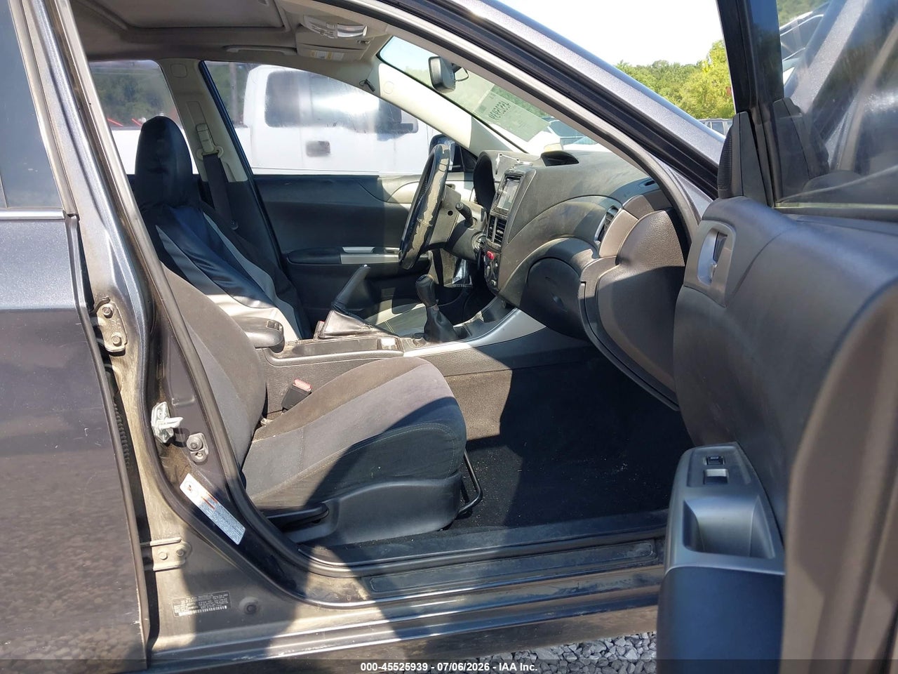 2010 SUBARU IMPREZA 2.5I PREMIUM thumbnail 6