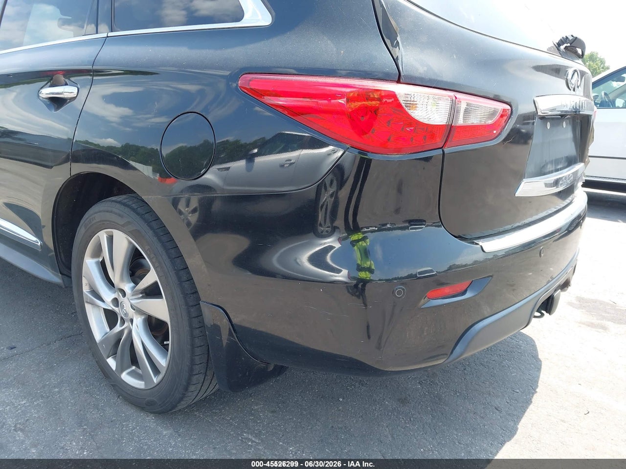 2013 INFINITI JX35   · 6/12