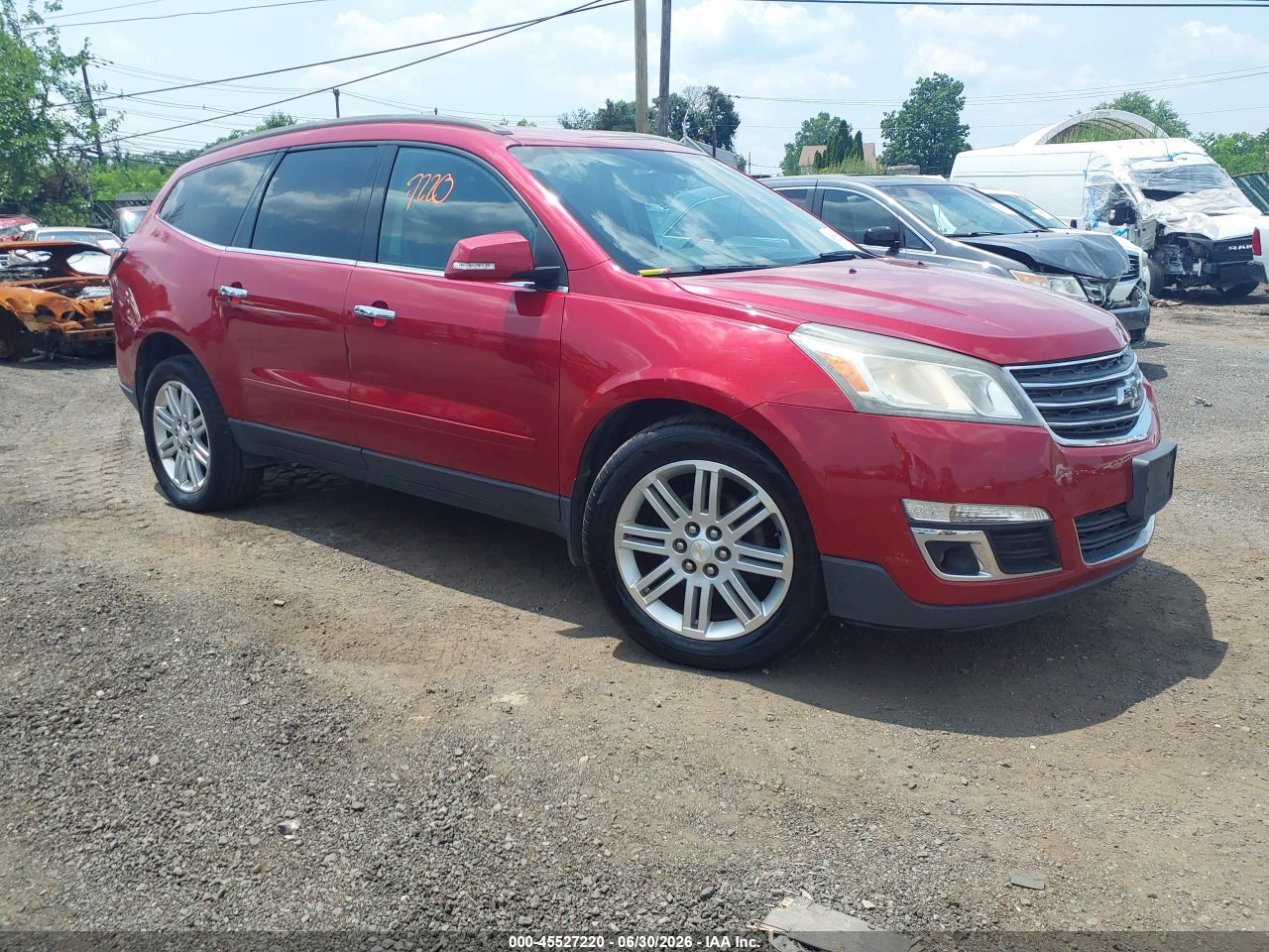 2014 CHEVROLET TRAVERSE LT thumbnail 2