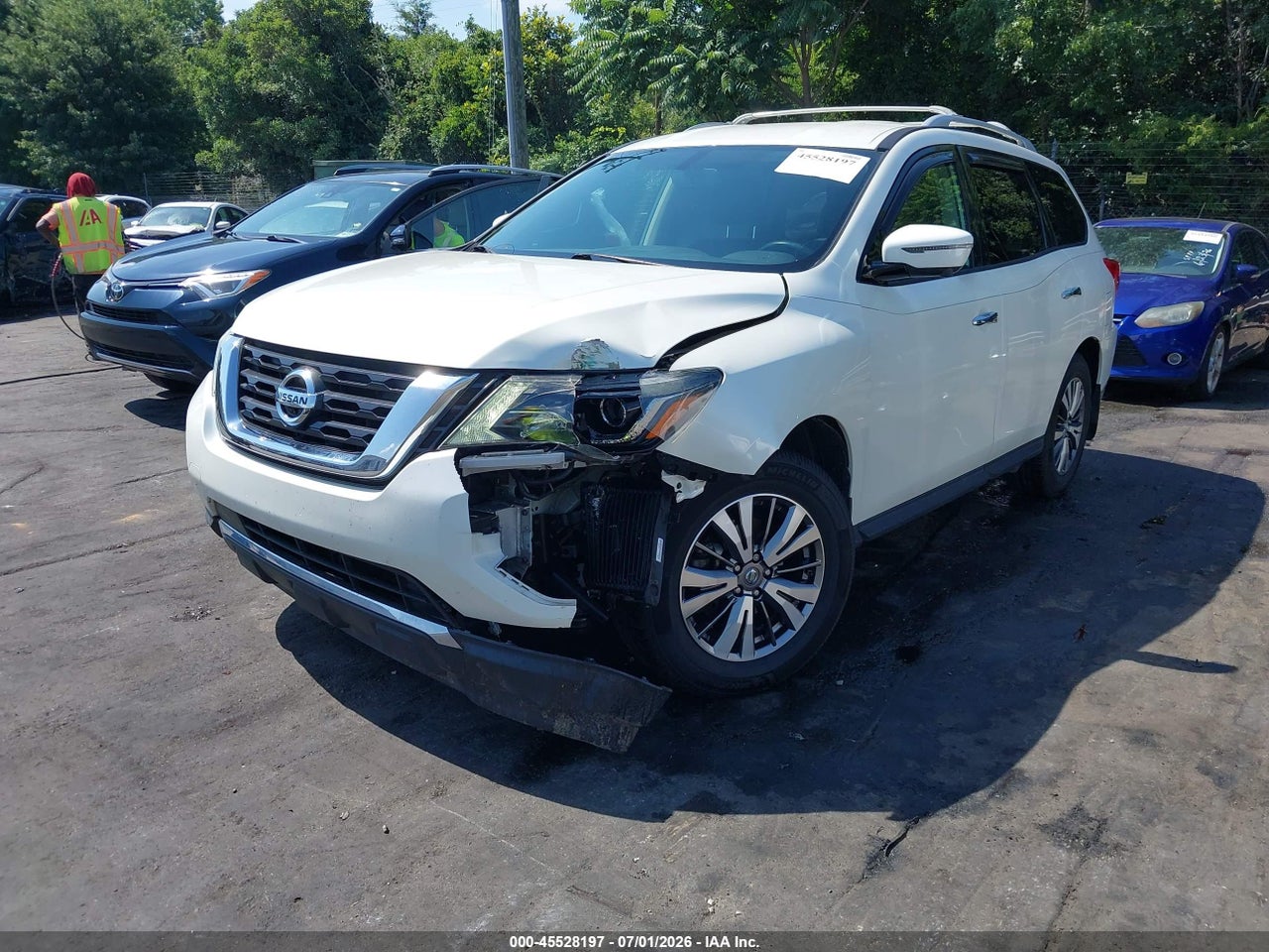 2018 NISSAN PATHFINDER SL thumbnail 3