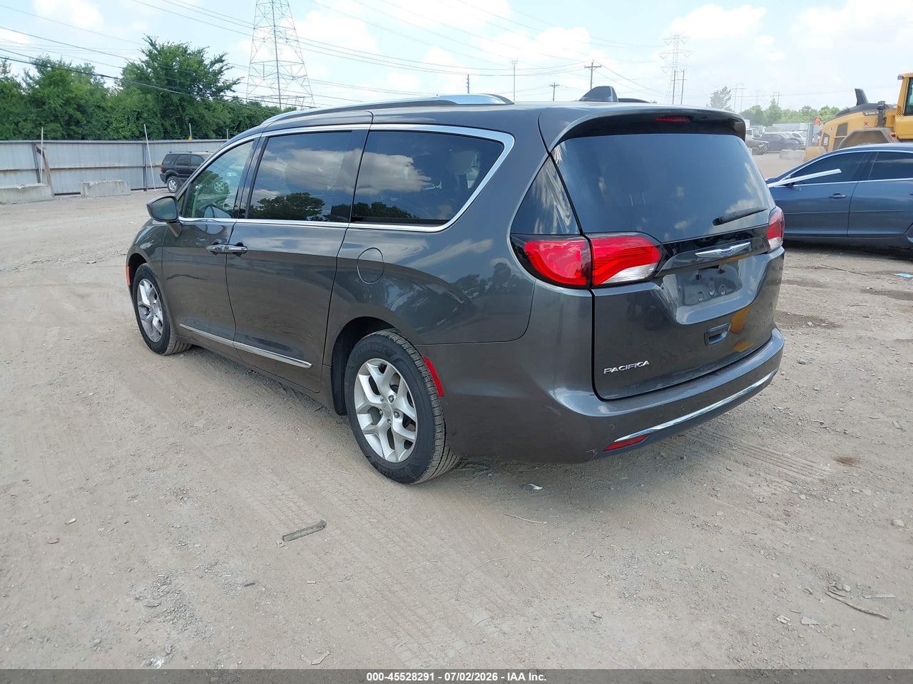 2019 CHRYSLER PACIFICA TOURING L PLUS · 3/12