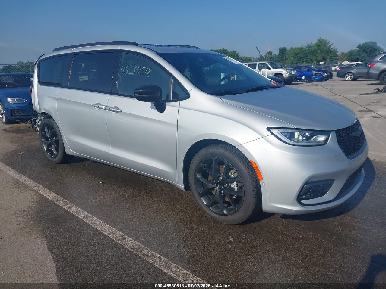2024 CHRYSLER PACIFICA LIMITED thumbnail 2