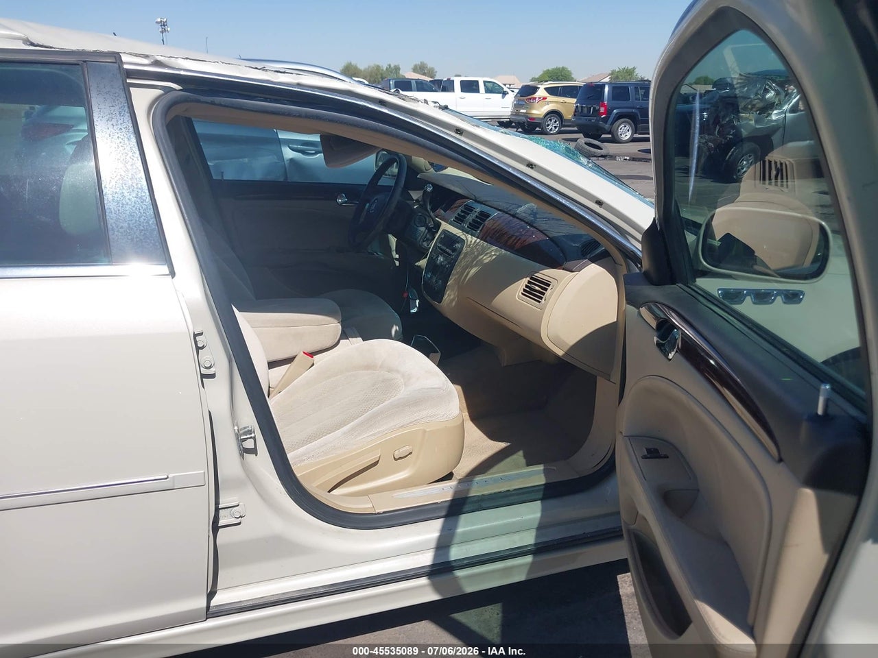 2011 BUICK LUCERNE CX thumbnail 6