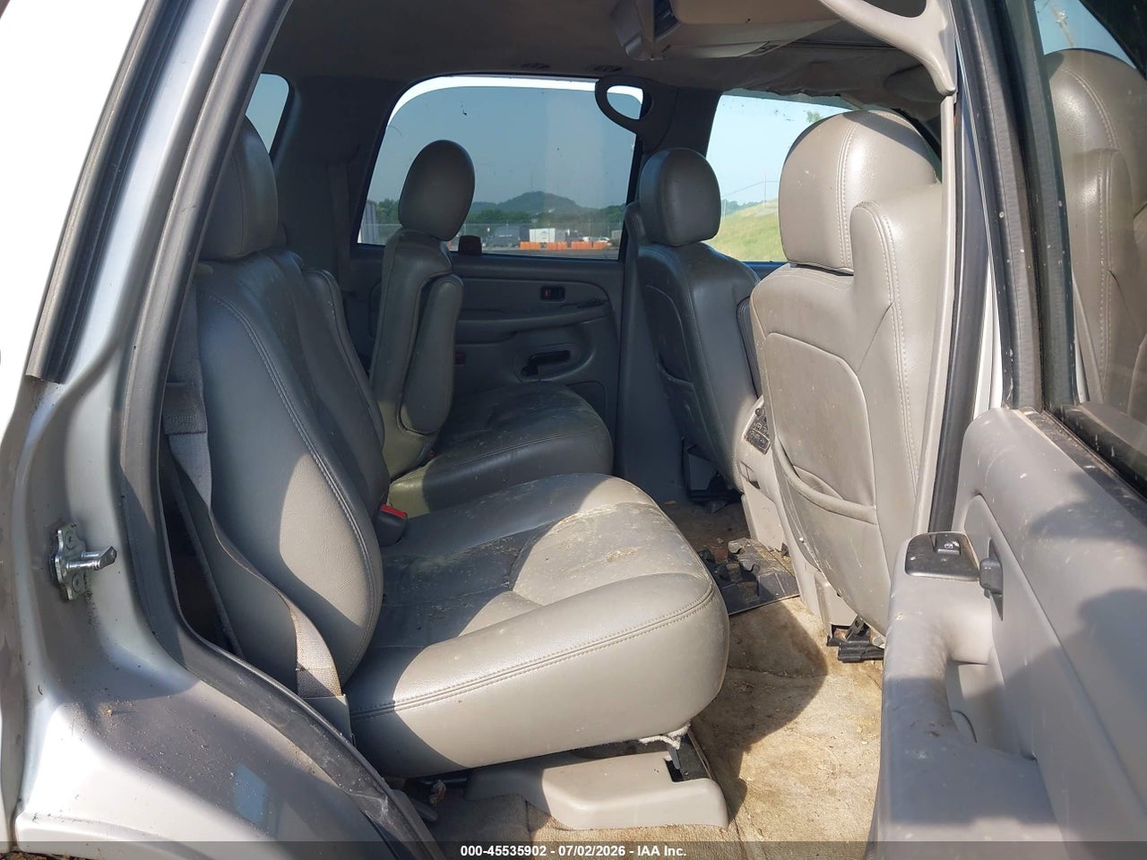 2006 GMC YUKON SLT thumbnail 9