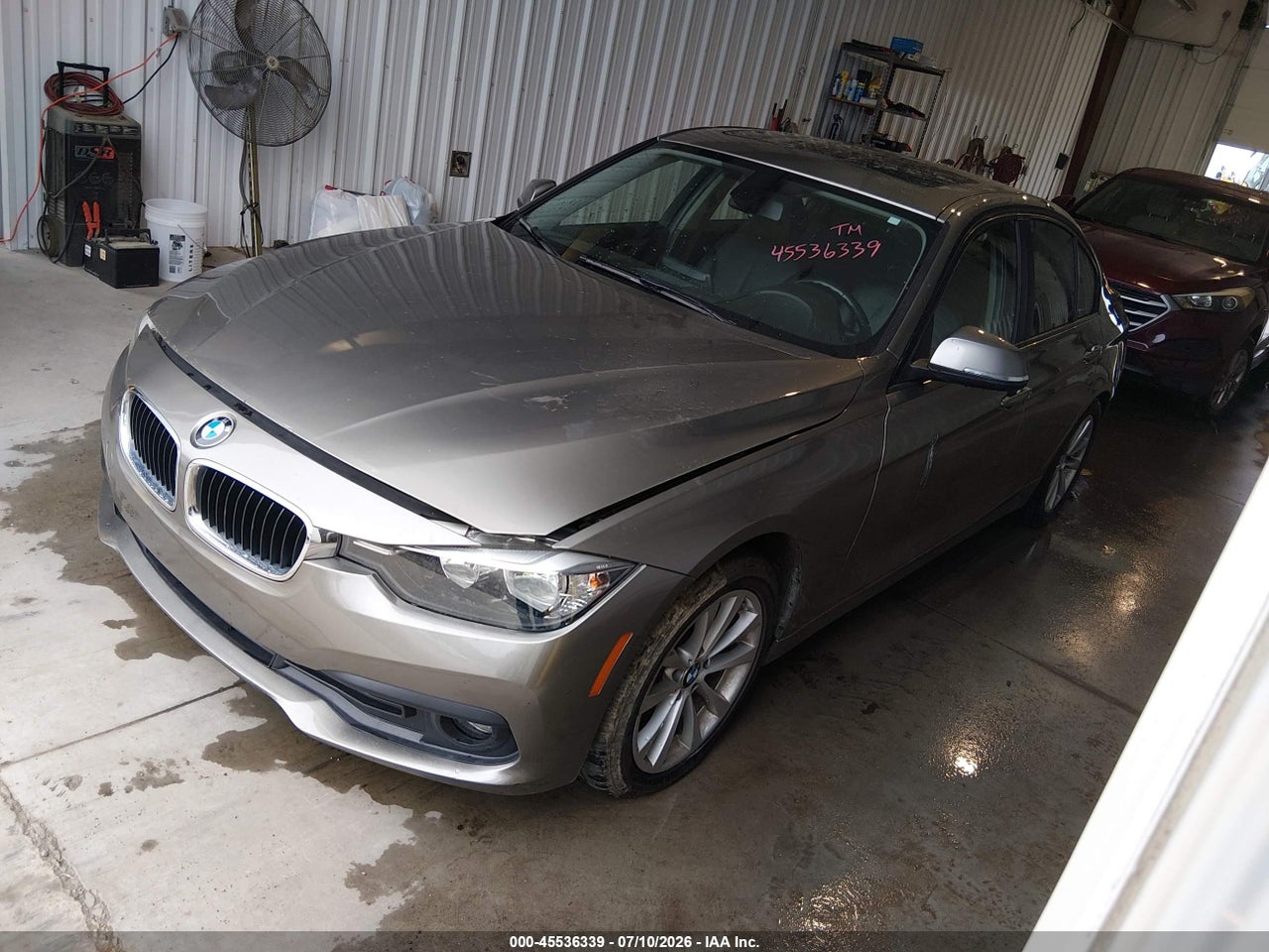 2016 BMW 320I XDRIVE thumbnail 3