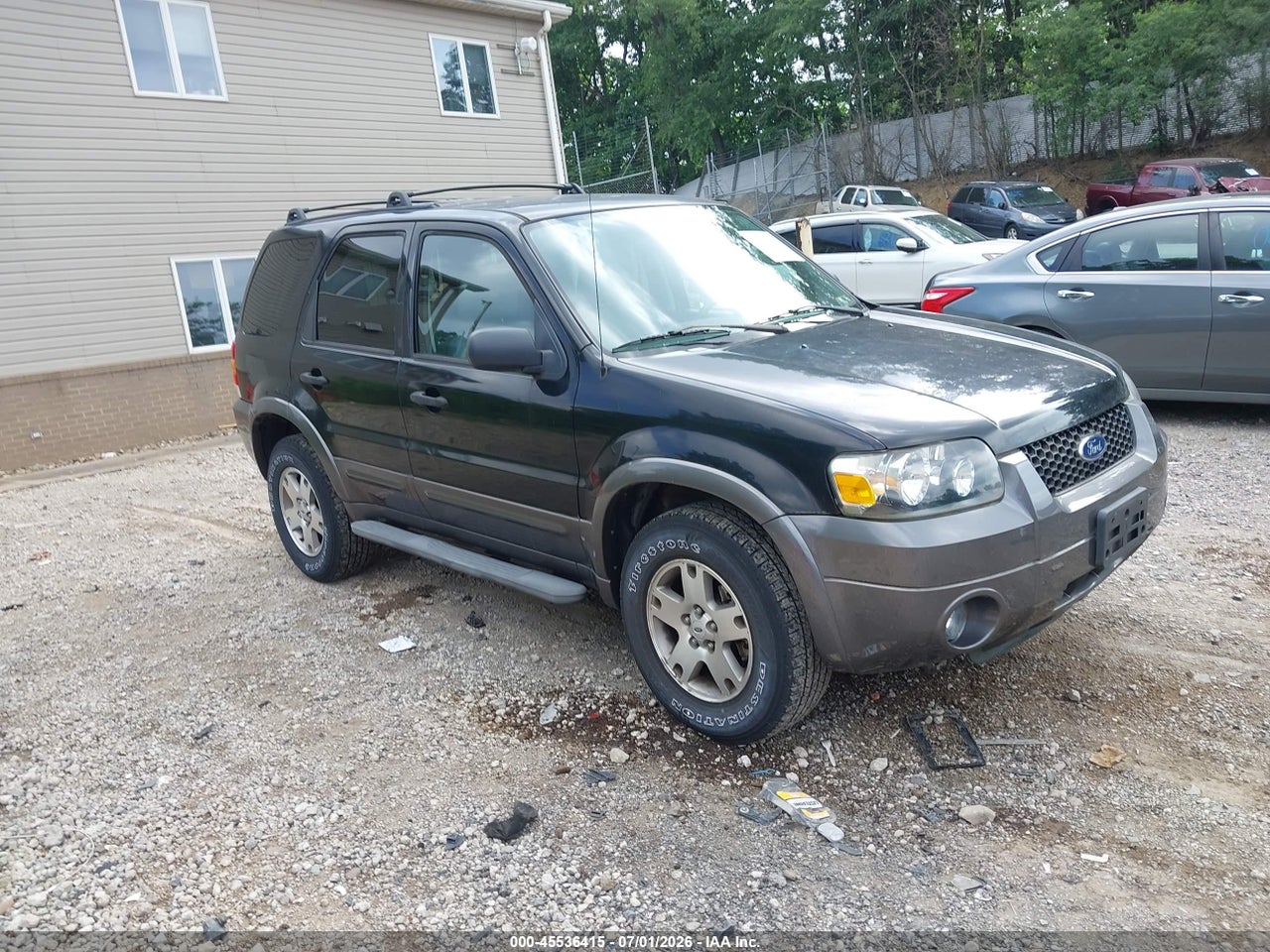 2005 FORD ESCAPE XLT thumbnail 2