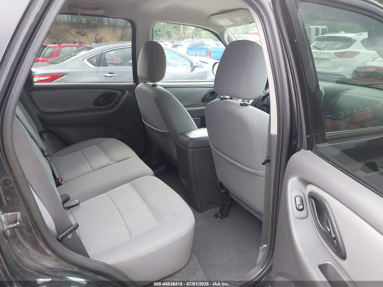 2005 FORD ESCAPE XLT thumbnail 9