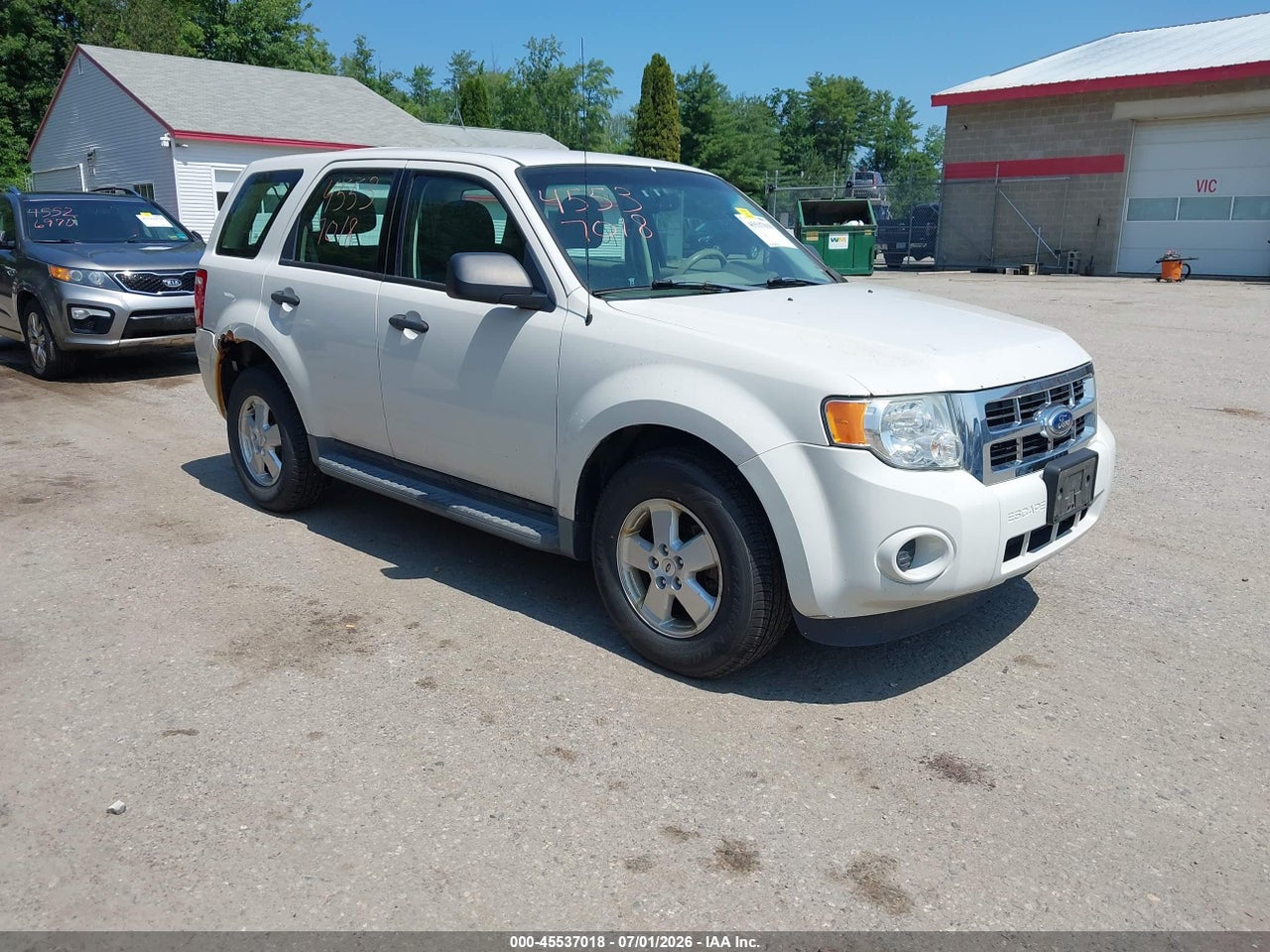 2012 FORD ESCAPE XLS thumbnail 2