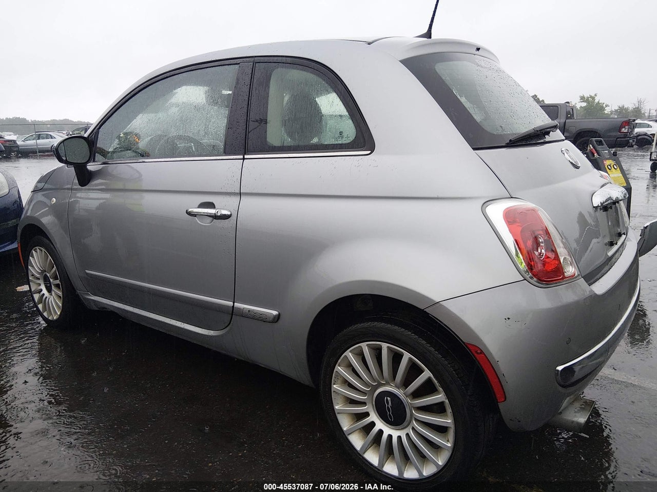 2017 FIAT 500 LOUNGE thumbnail 7